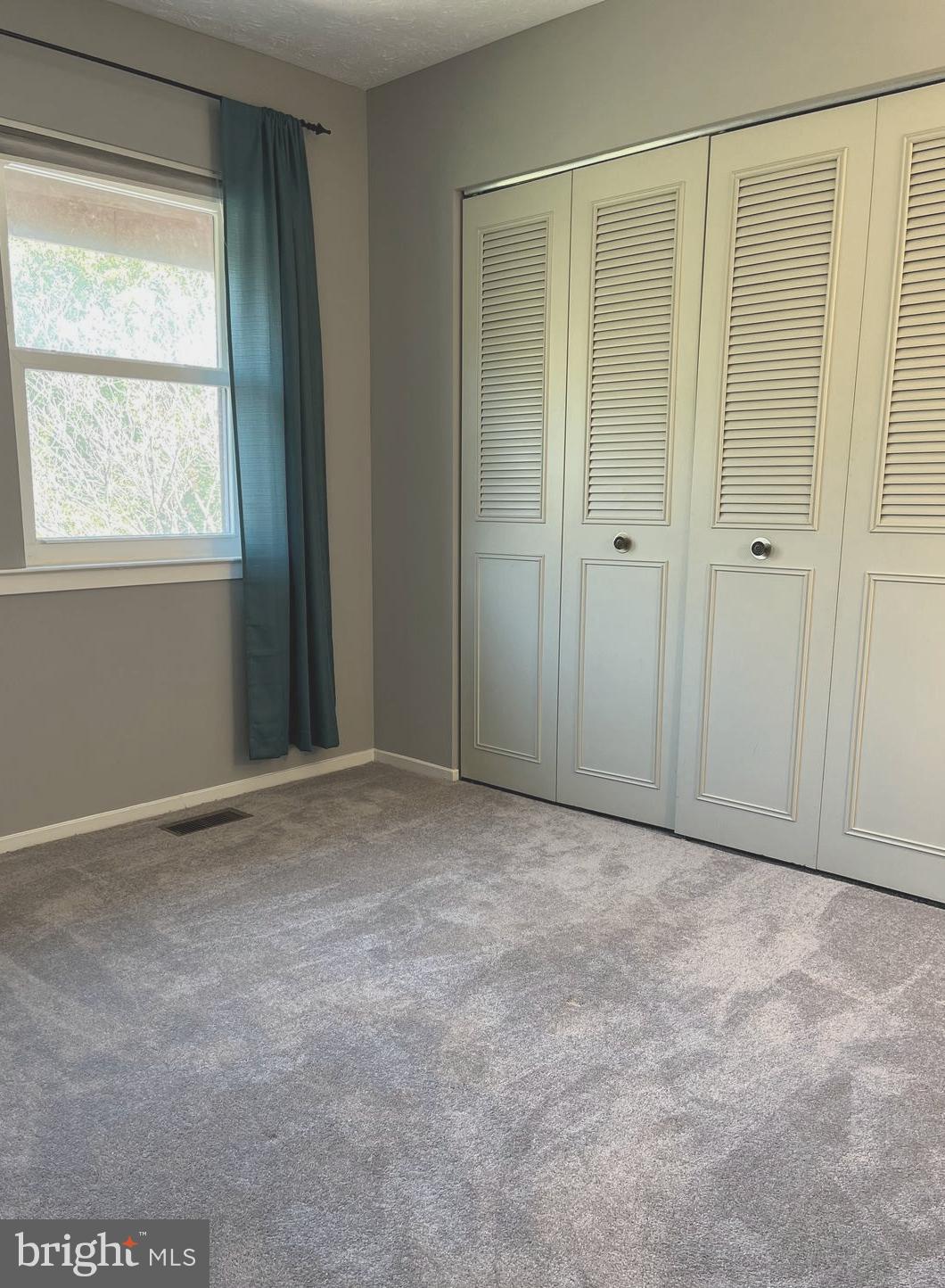 THE PINES - Residential