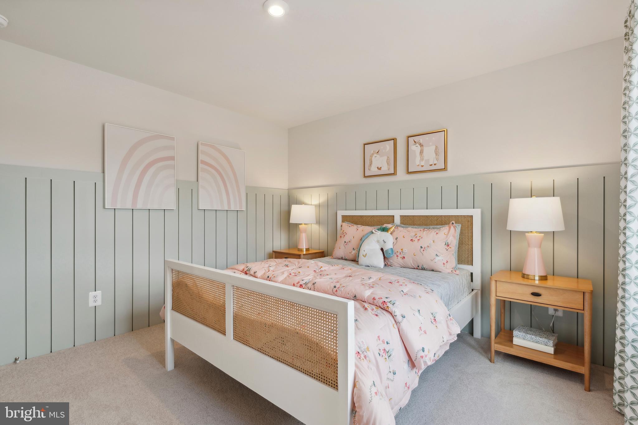 STONE SPRING - Residential