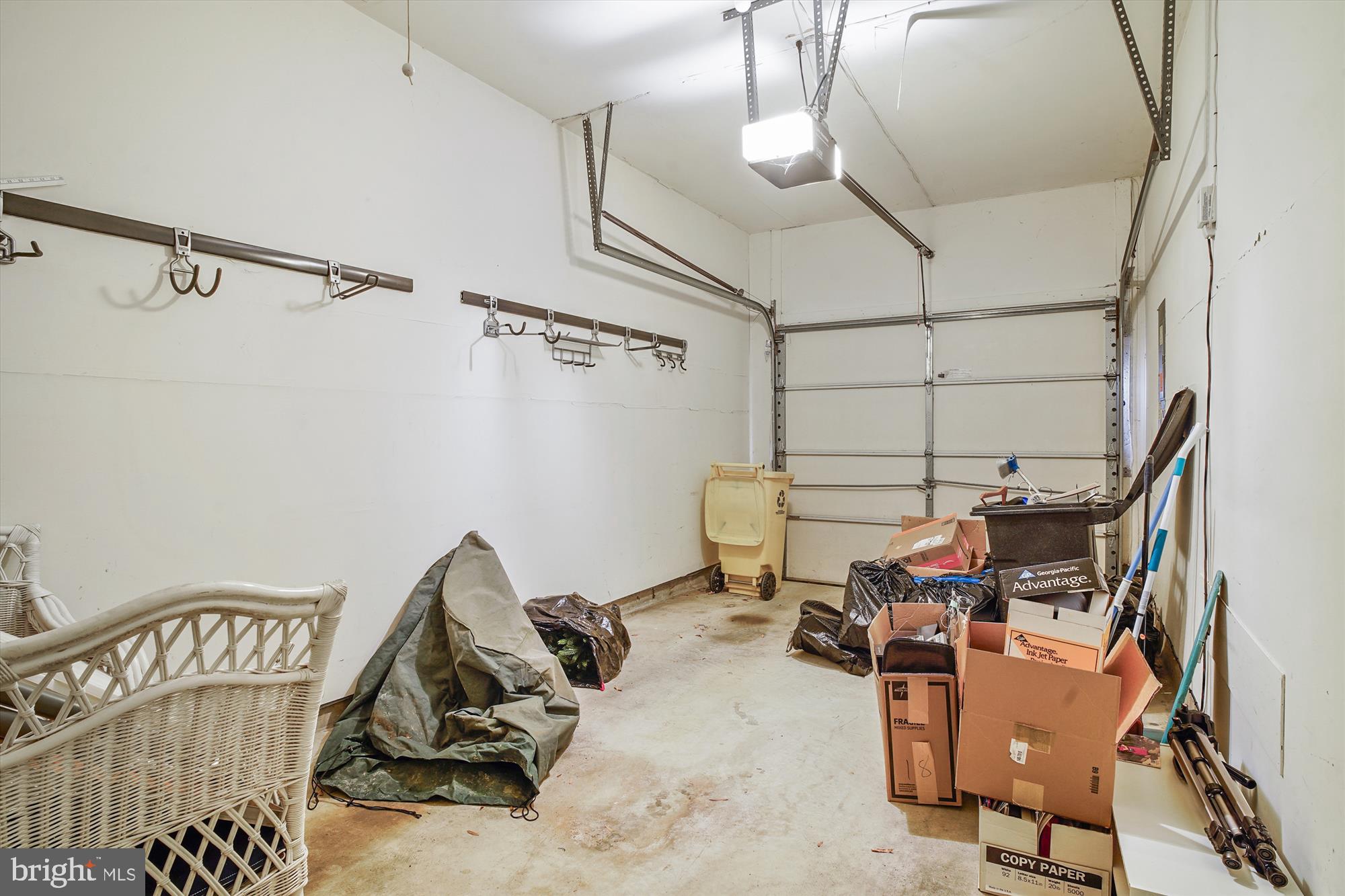 SOUTH RIVER COLONY - Residential