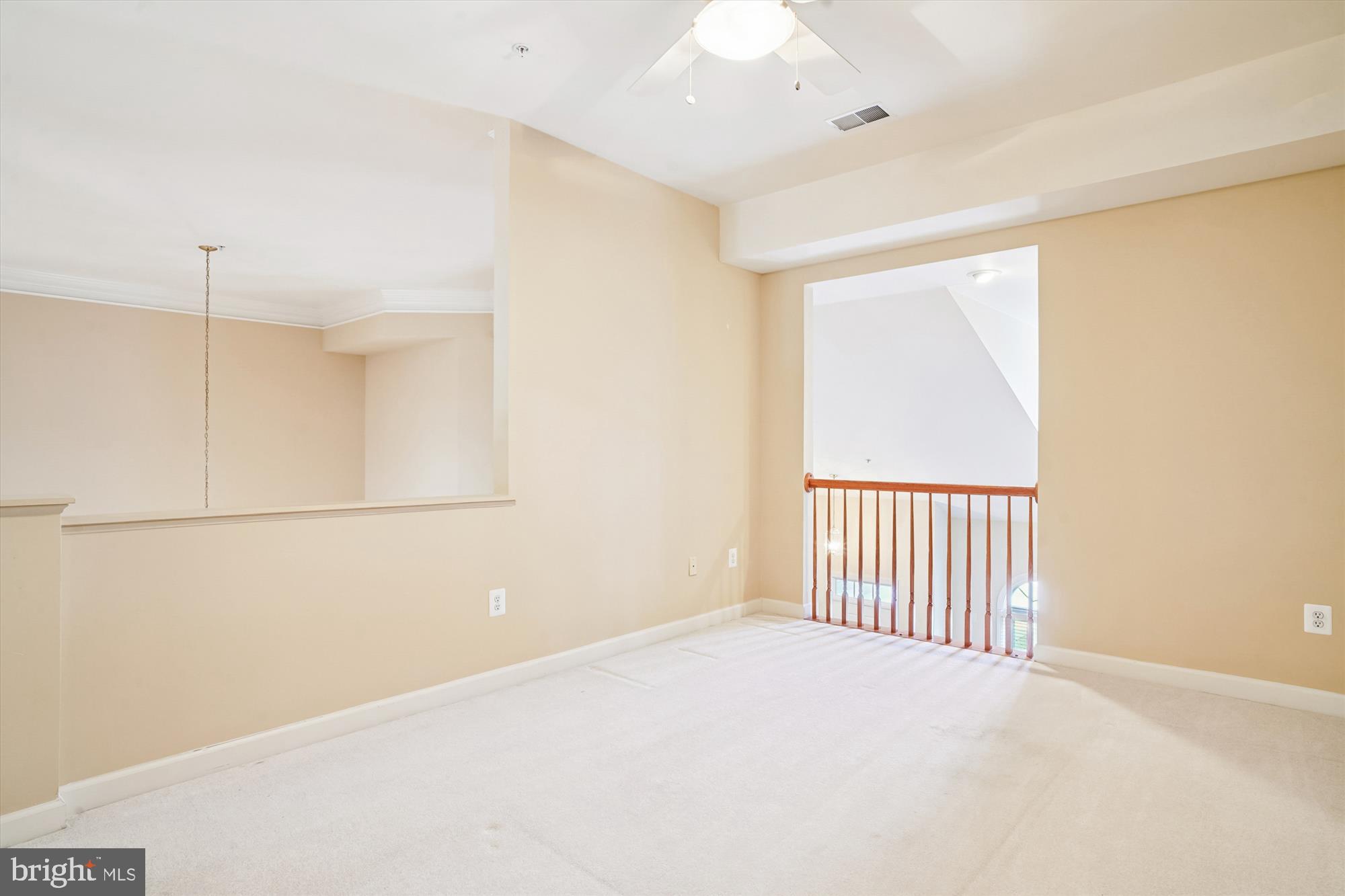 SOUTH RIVER COLONY - Residential