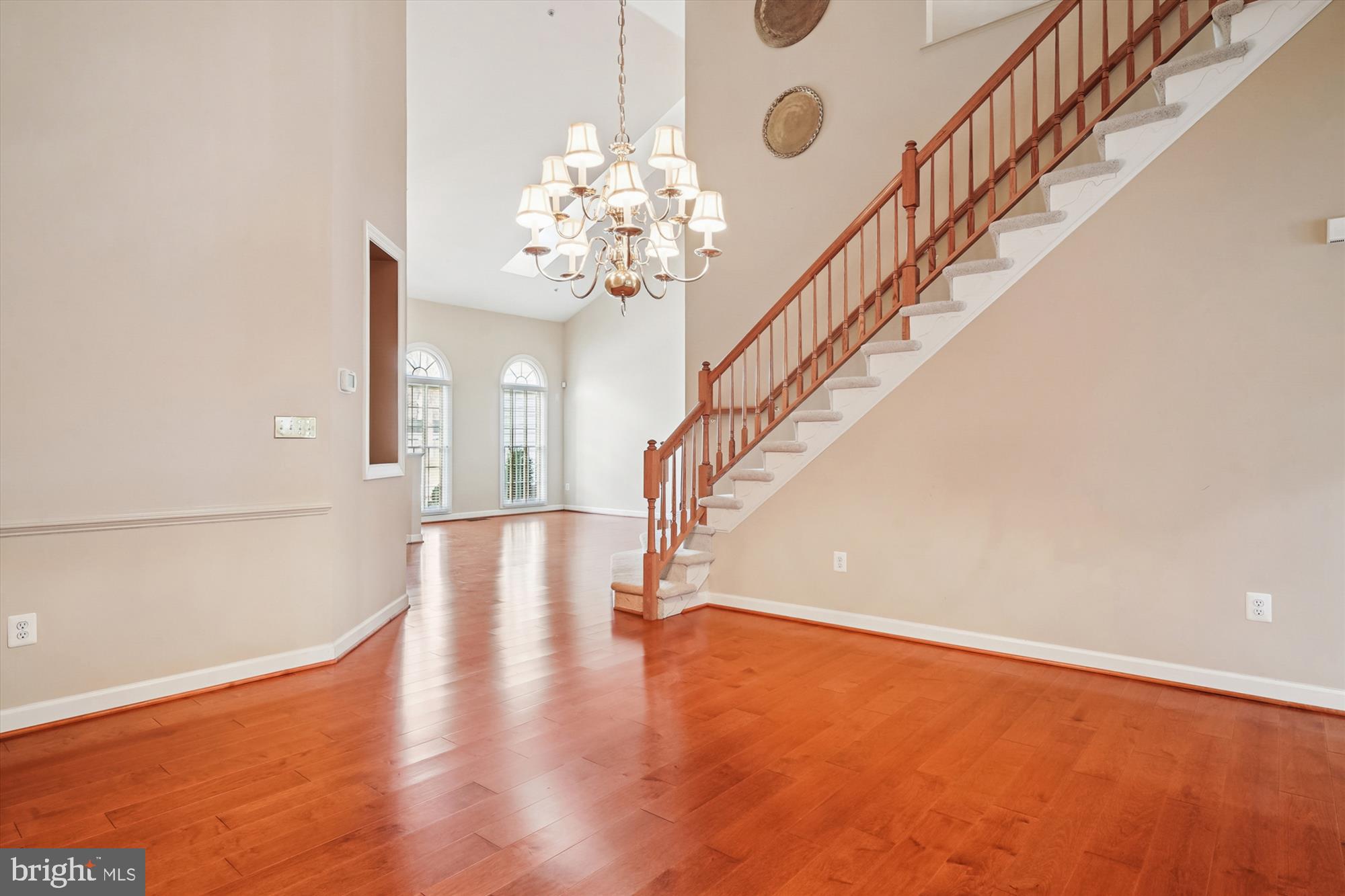 SOUTH RIVER COLONY - Residential