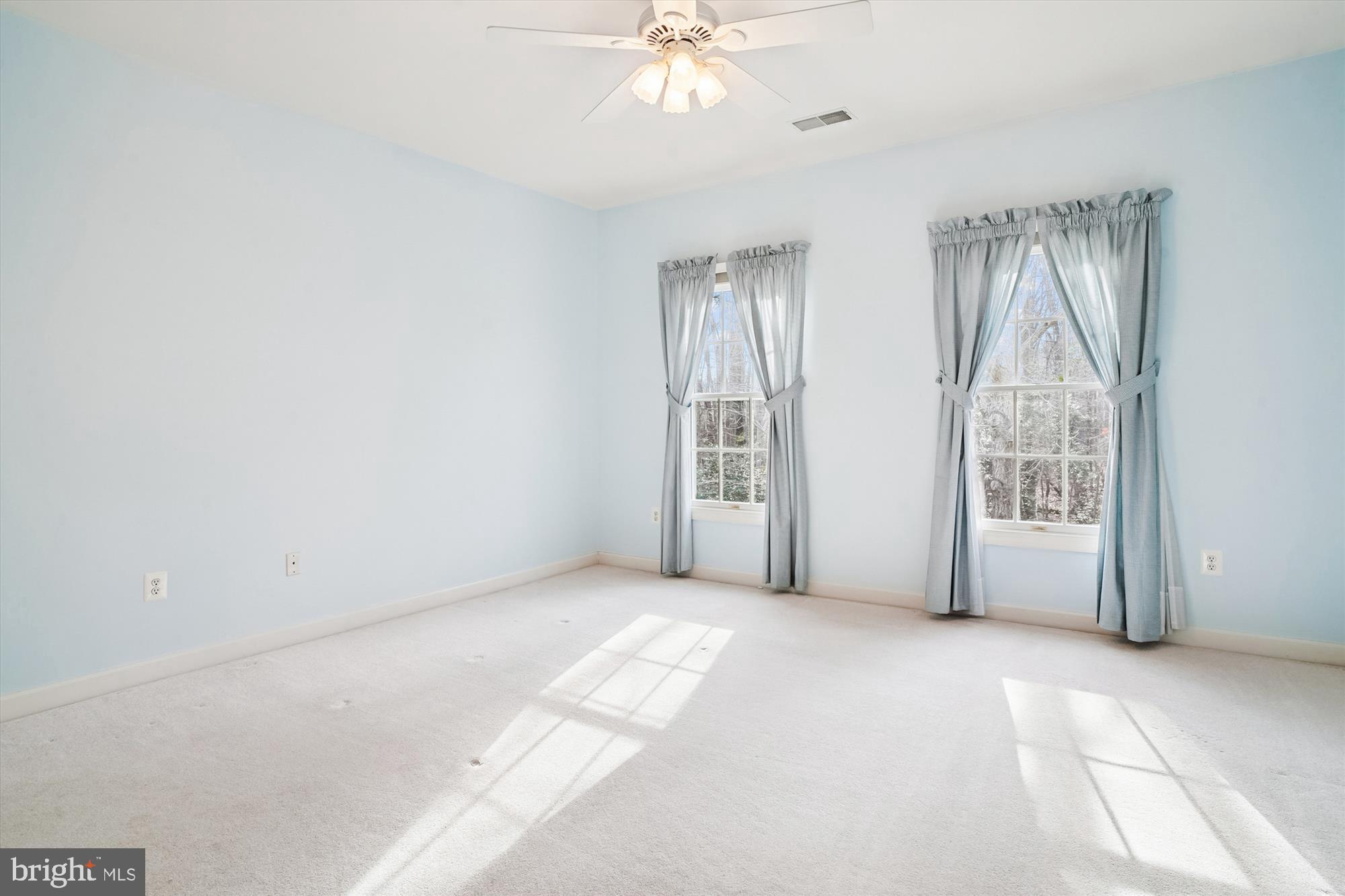 SOUTH RIVER COLONY - Residential