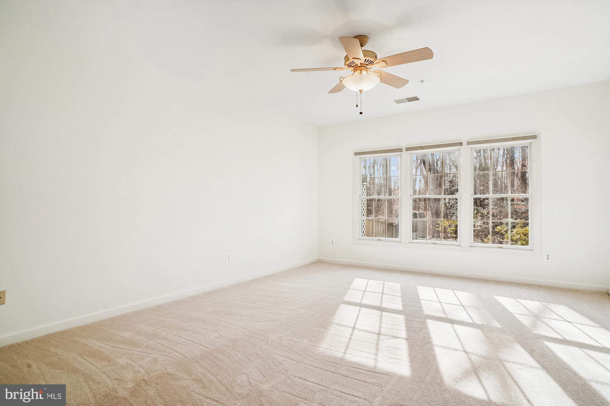 SOUTH RIVER COLONY - Residential