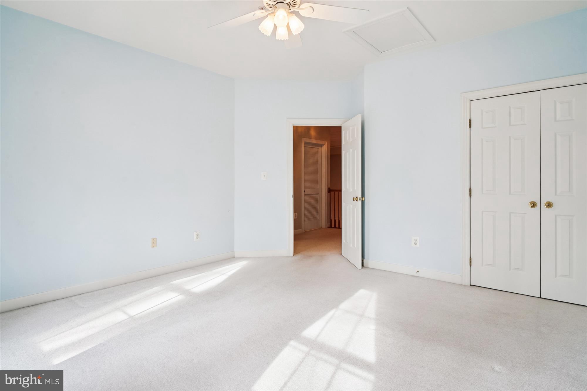 SOUTH RIVER COLONY - Residential