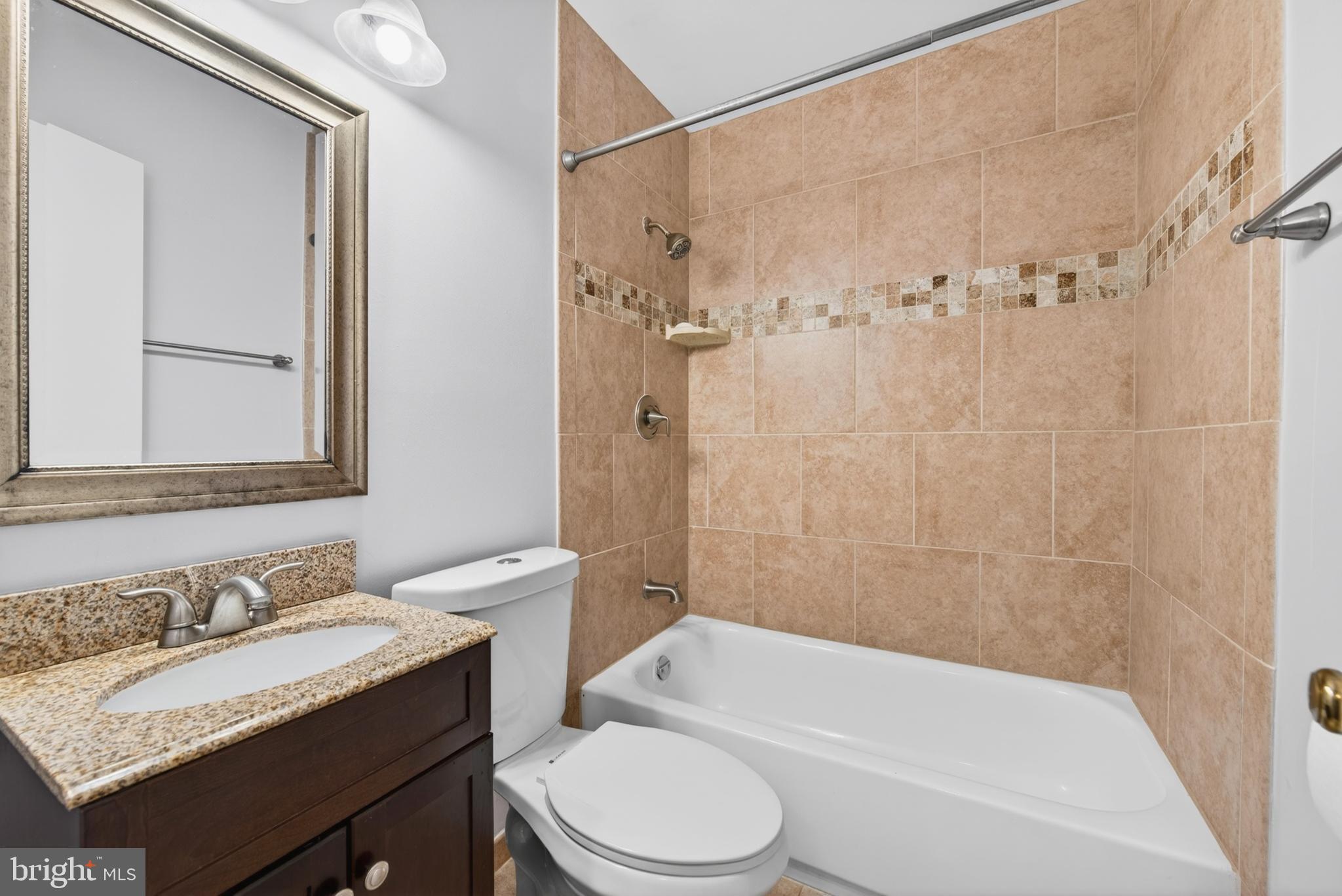 LAKE BRADDOCK - Residential