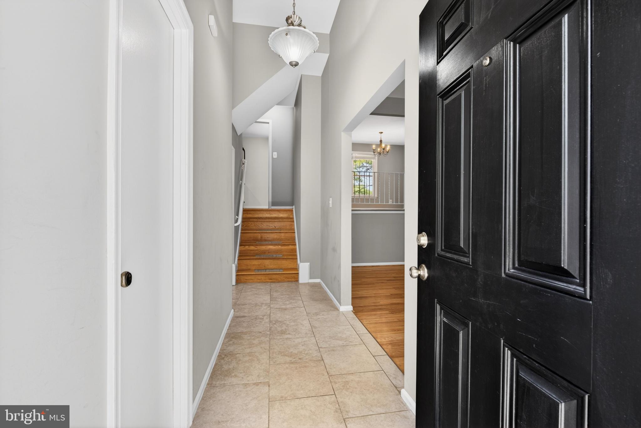 LAKE BRADDOCK - Residential