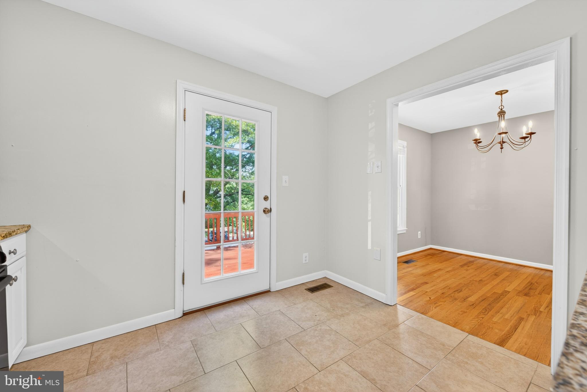 LAKE BRADDOCK - Residential