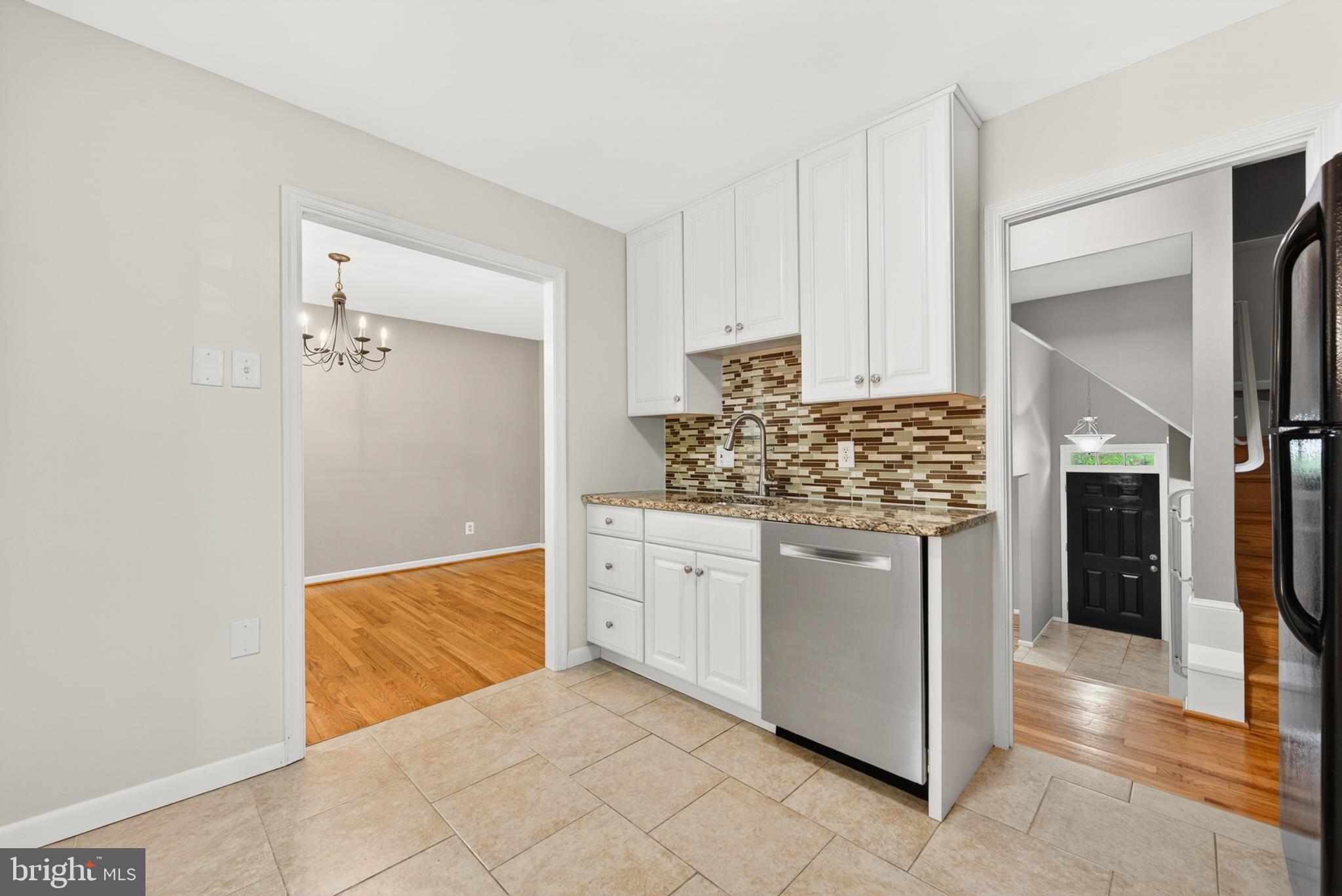 LAKE BRADDOCK - Residential