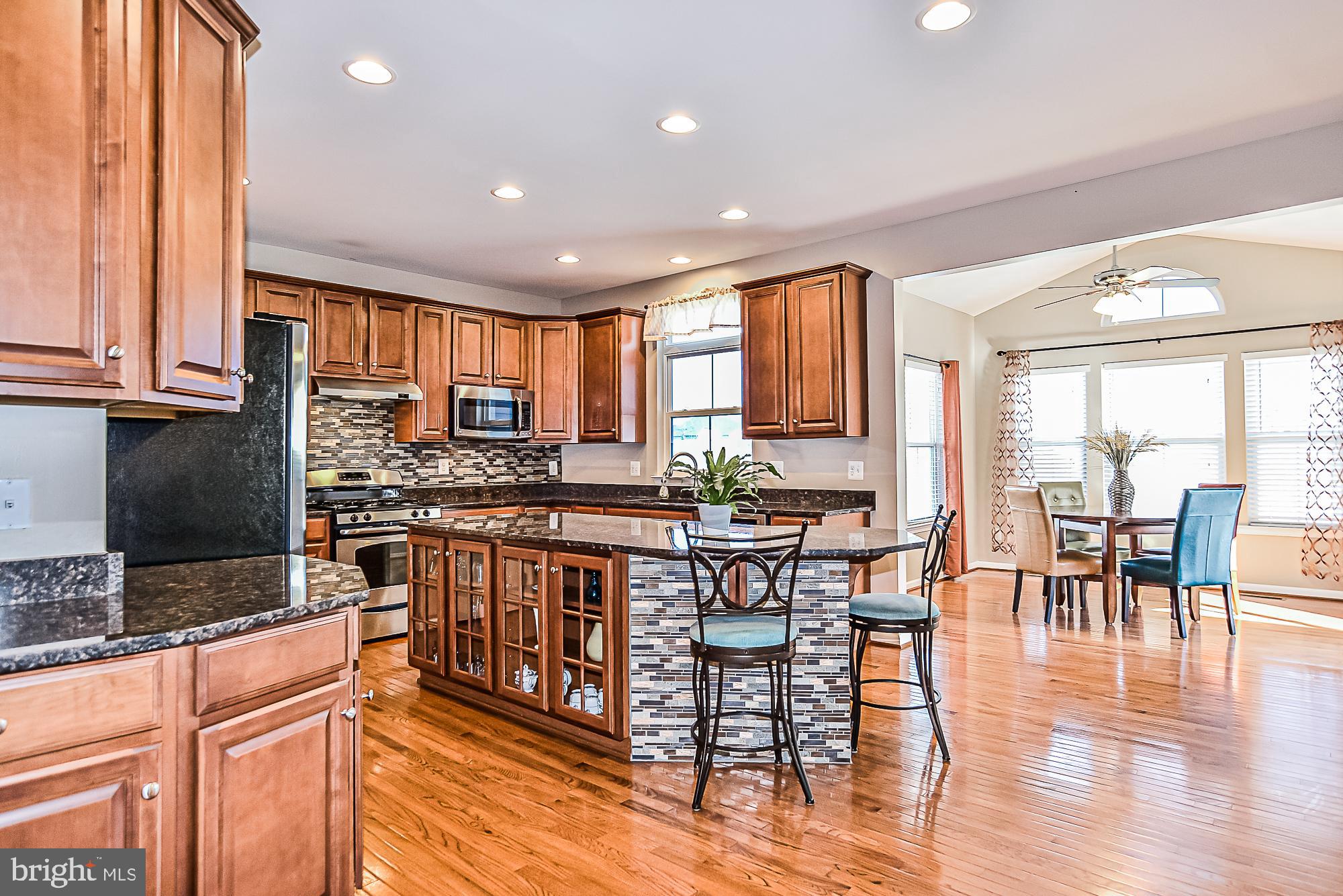 SEVEN HILLS - Residential