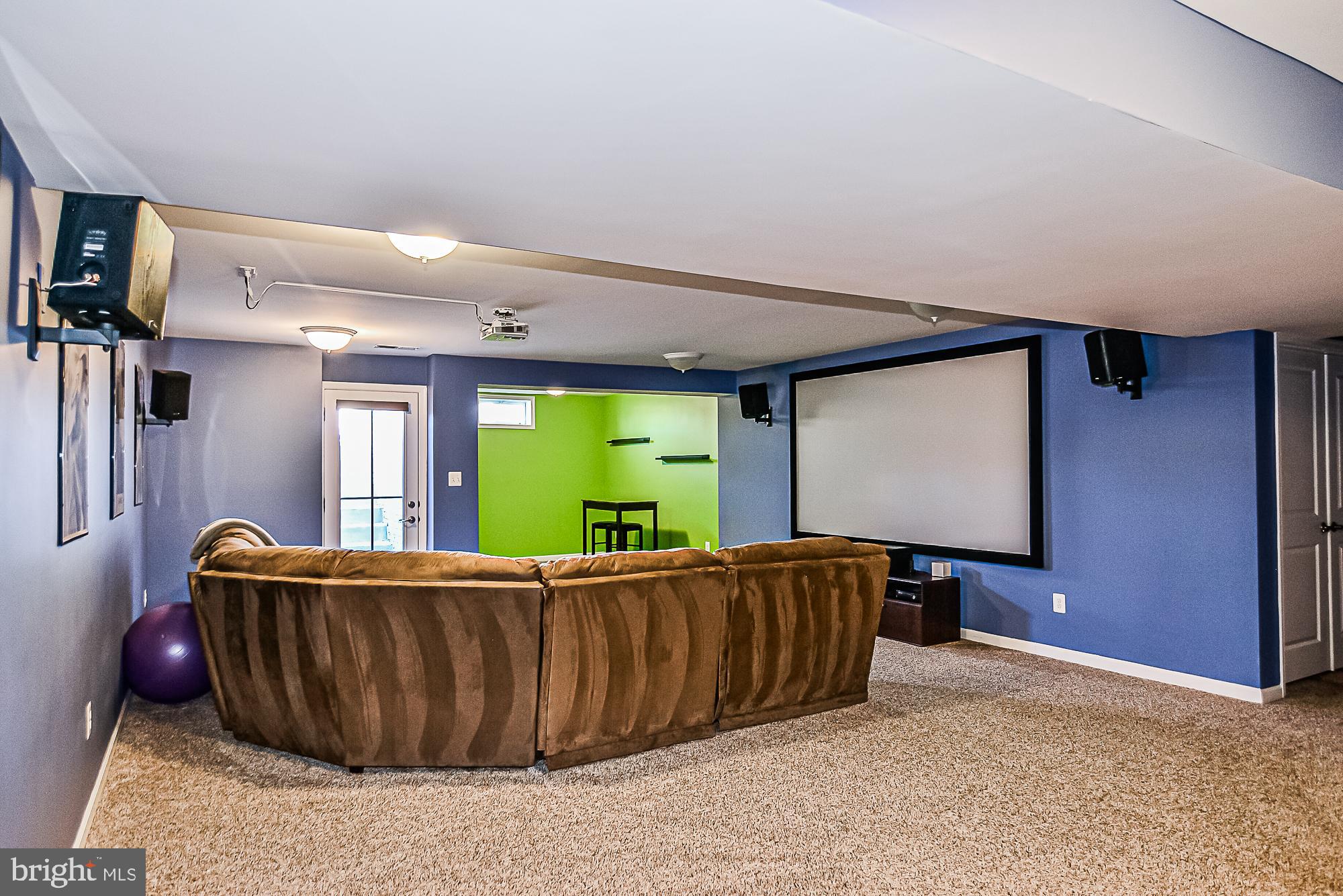 SEVEN HILLS - Residential