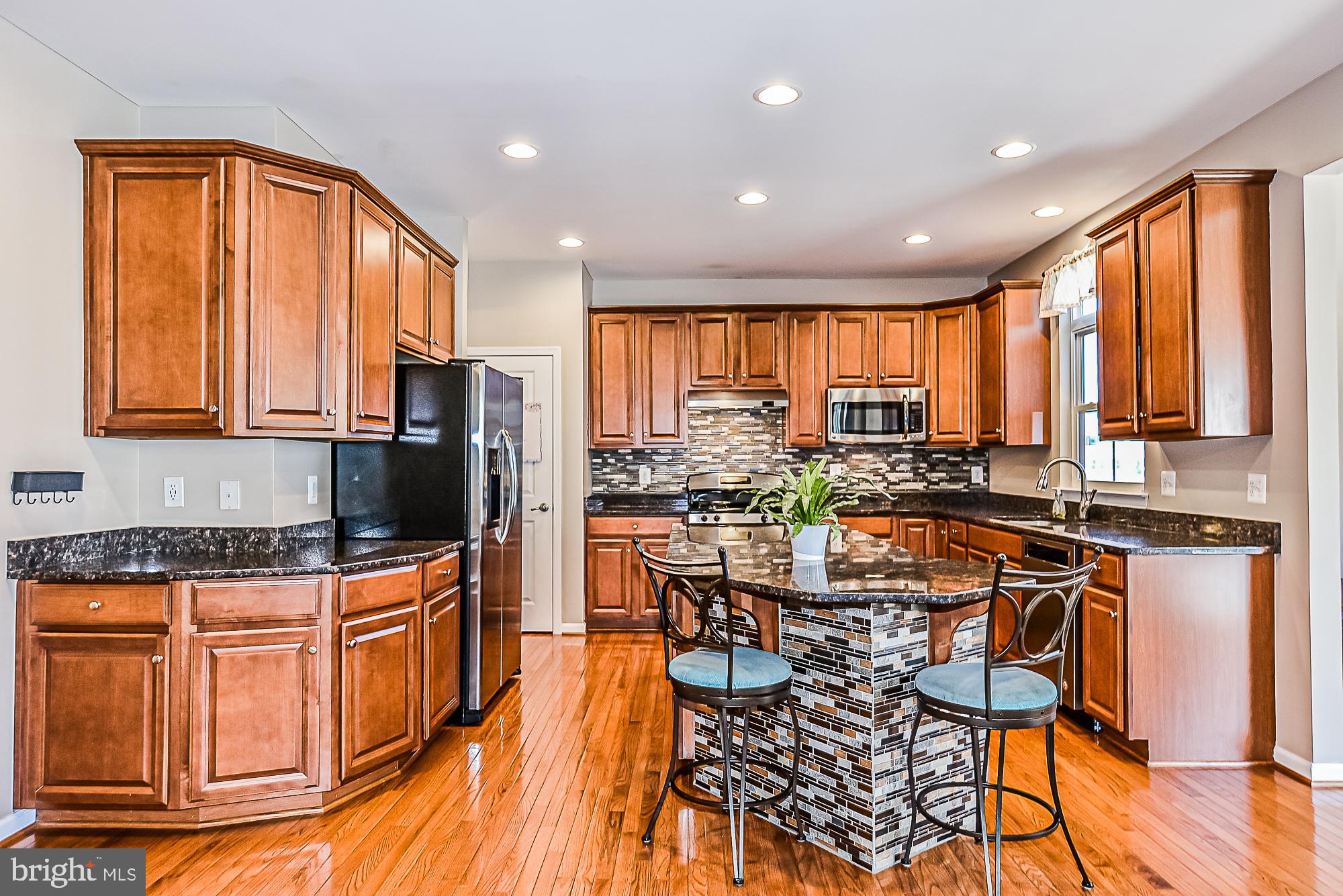 SEVEN HILLS - Residential