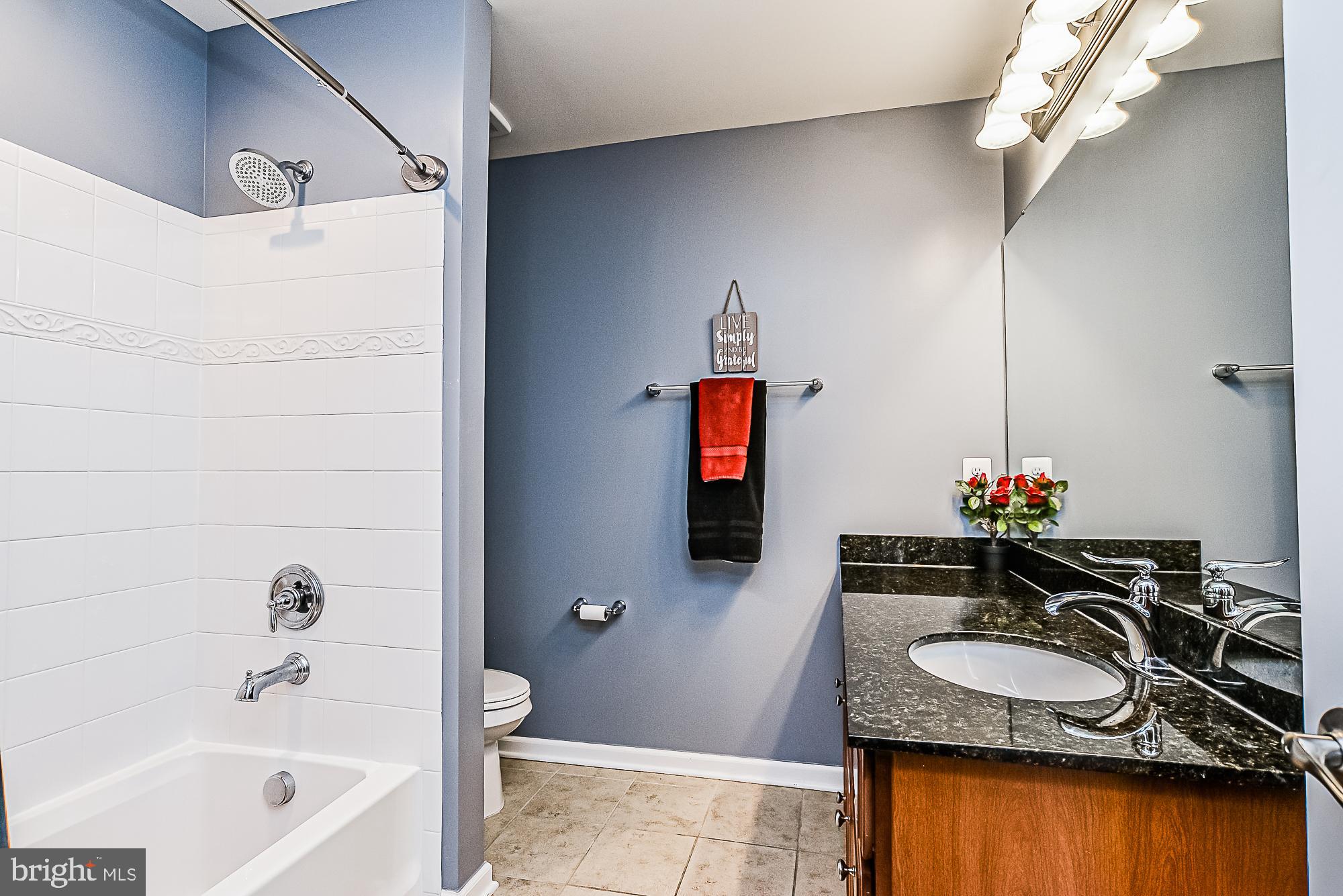 SEVEN HILLS - Residential