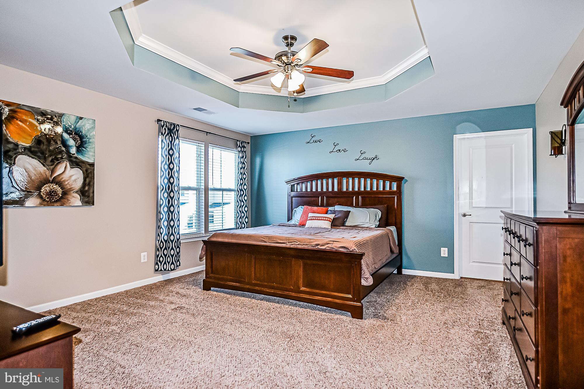 SEVEN HILLS - Residential