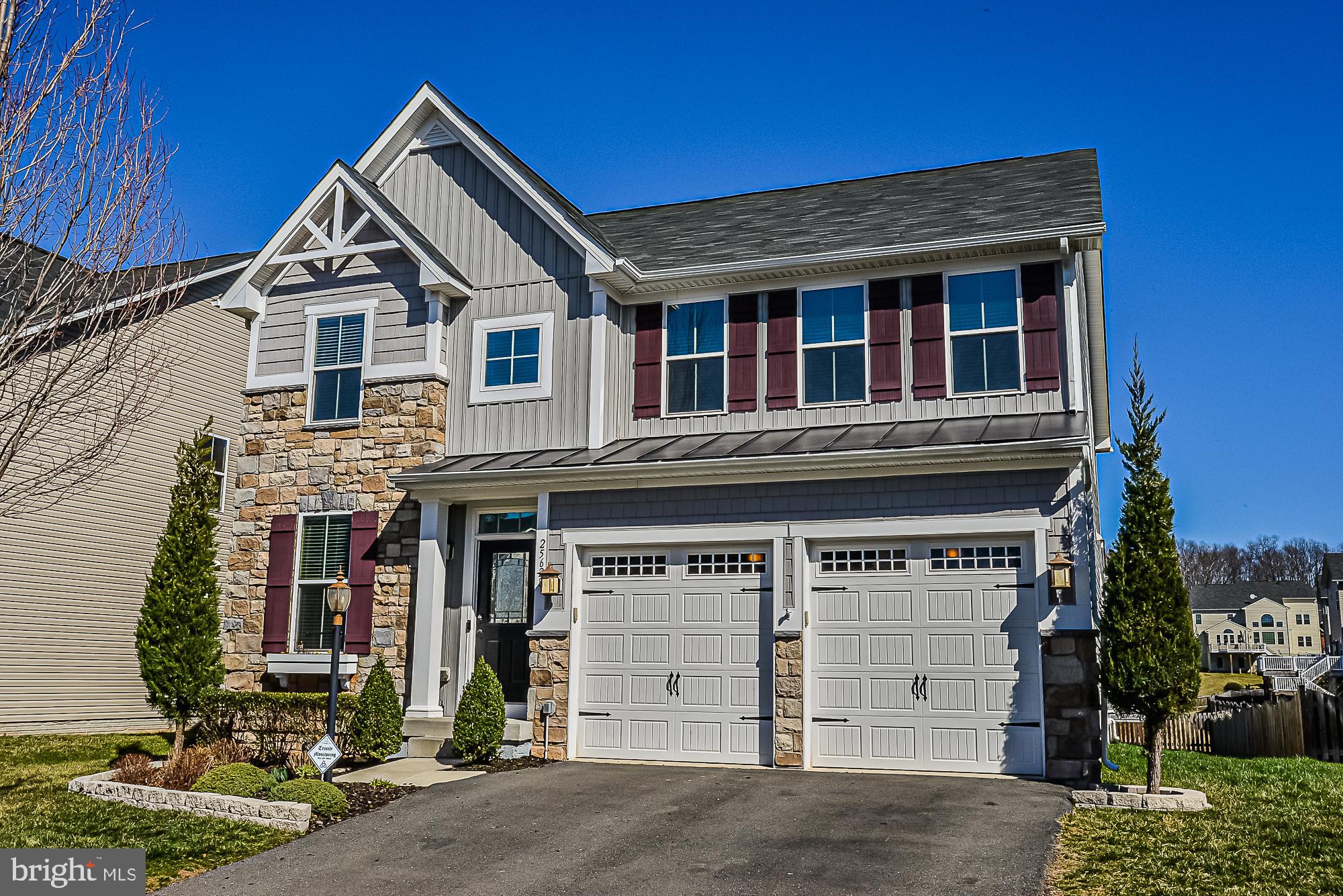 SEVEN HILLS - Residential