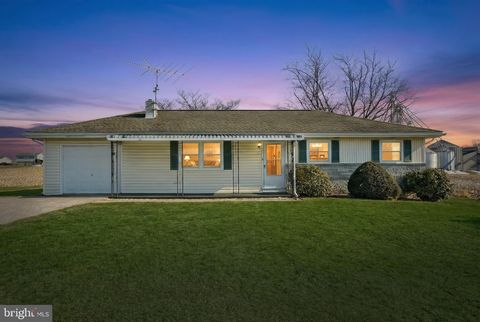 525 BAHNS MILL ROAD RED LION PA 17356