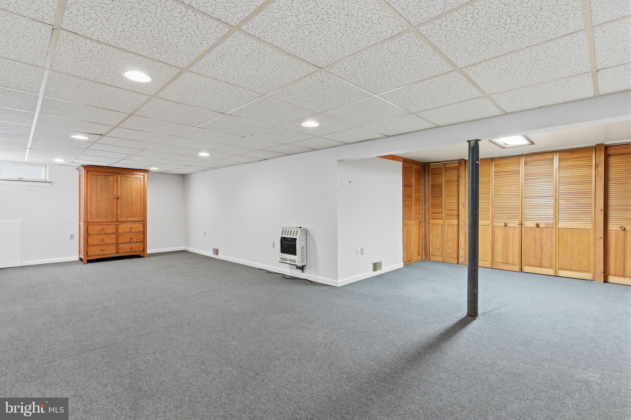 WILLOW WOODS - Residential