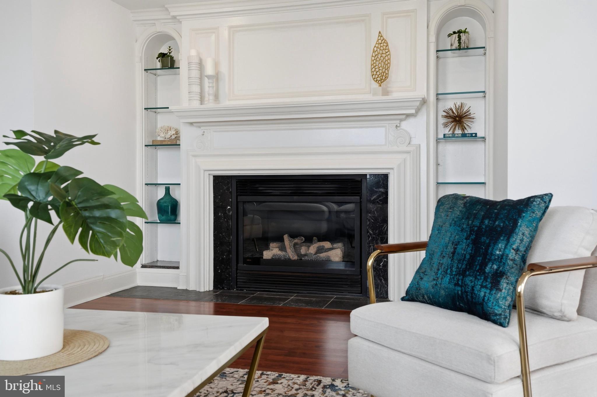 1512 SPRUCE STREET 14 PH-2702