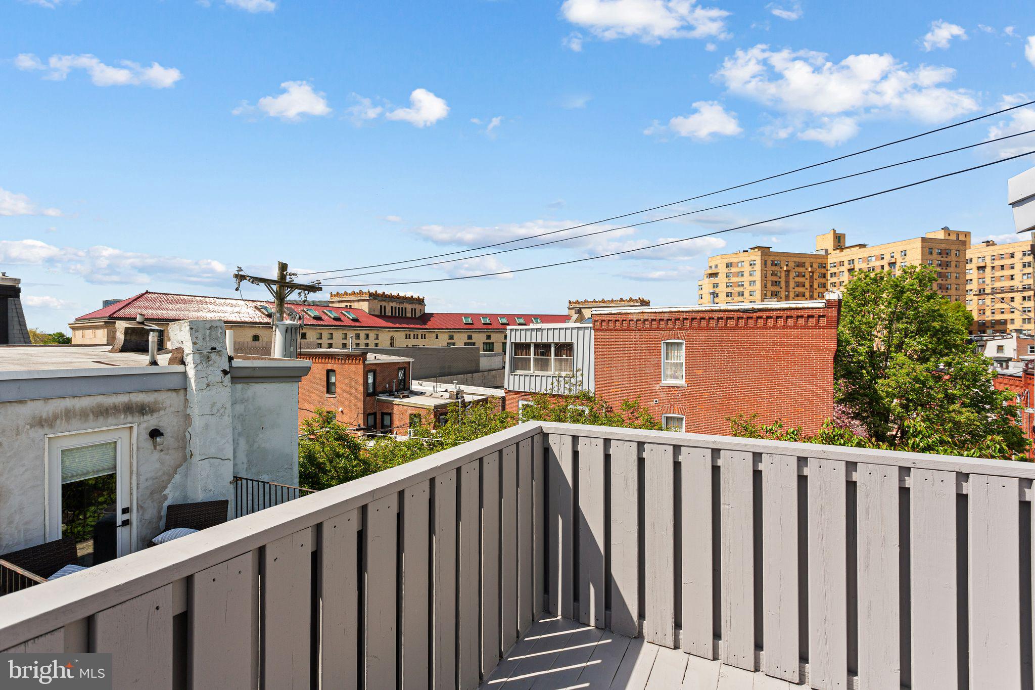 FAIRMOUNT - Residential