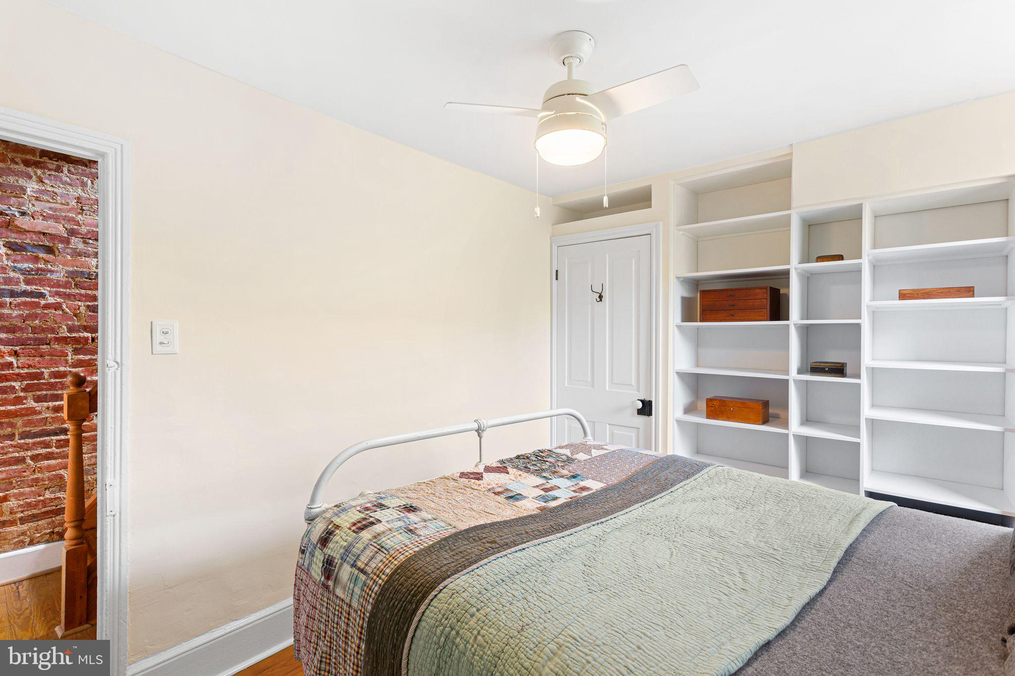 FAIRMOUNT - Residential