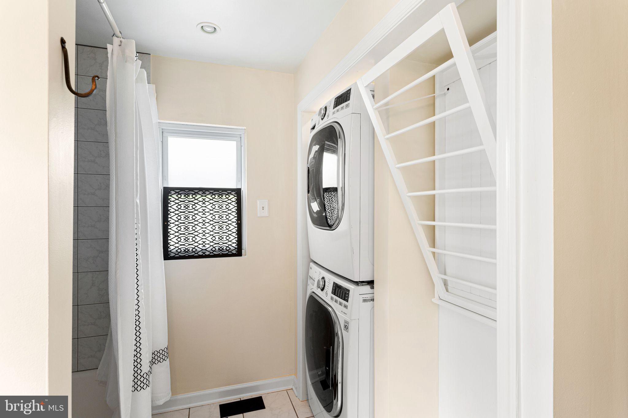 FAIRMOUNT - Residential