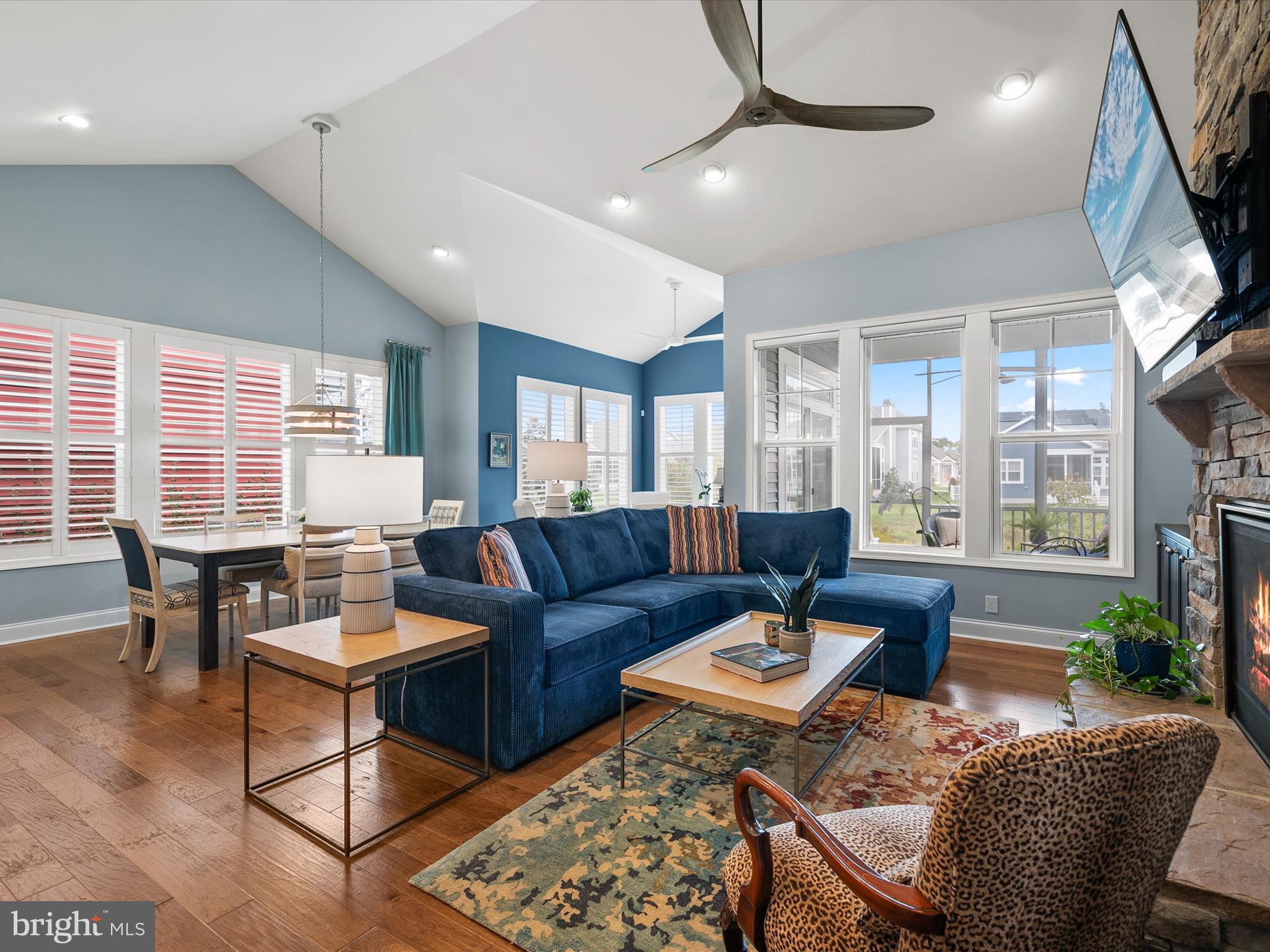 19347 LOBLOLLY CIRCLE