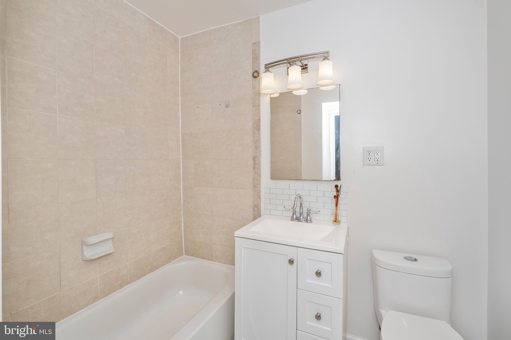 MARKHAM VIEW - Residential