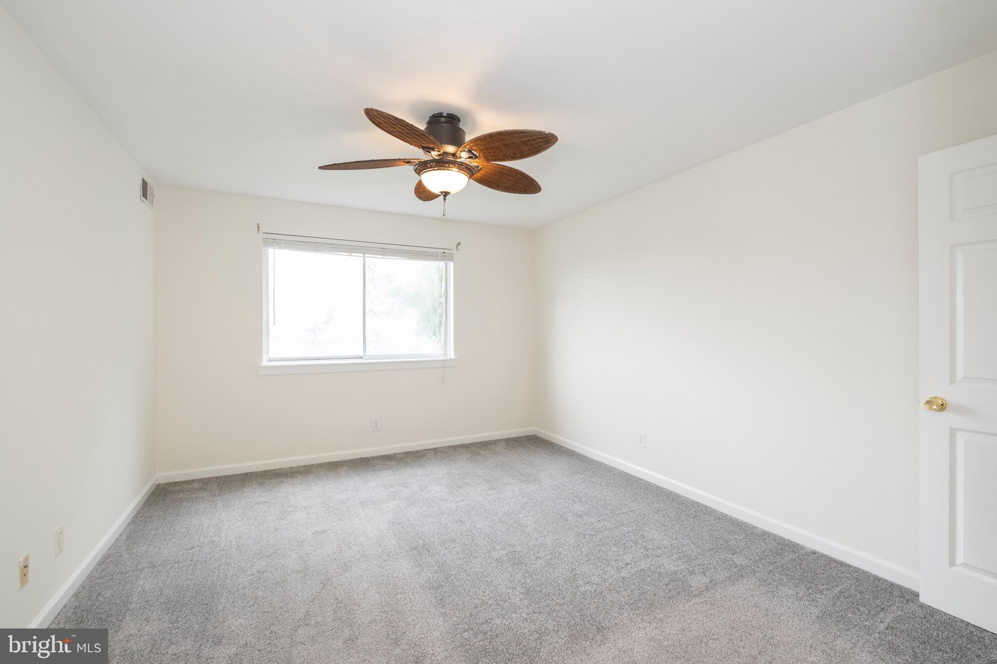 MARKHAM VIEW - Residential