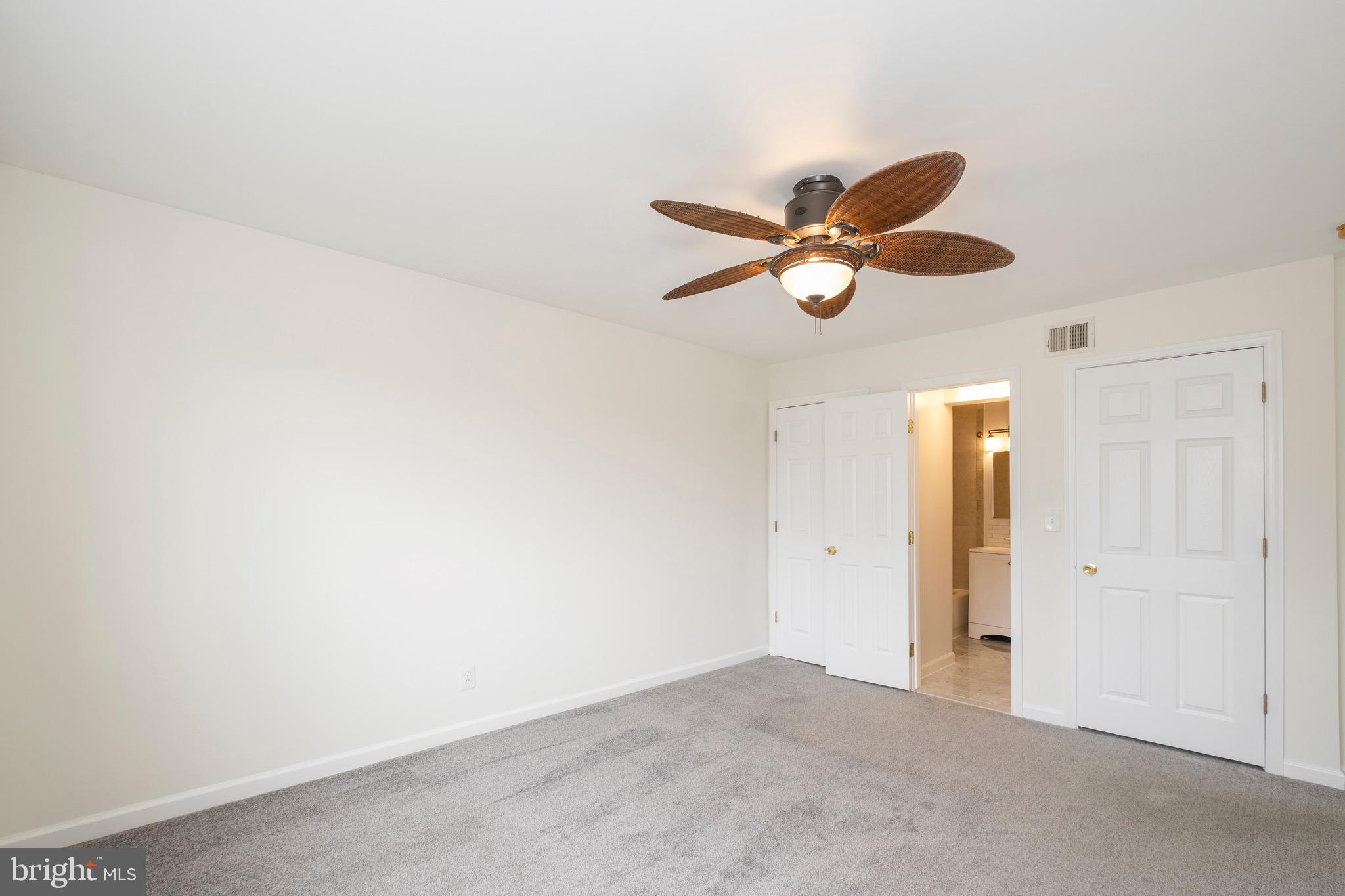 MARKHAM VIEW - Residential