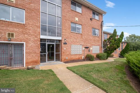 7512 HAWTHORNE STREET 2 HYATTSVILLE MD 20785