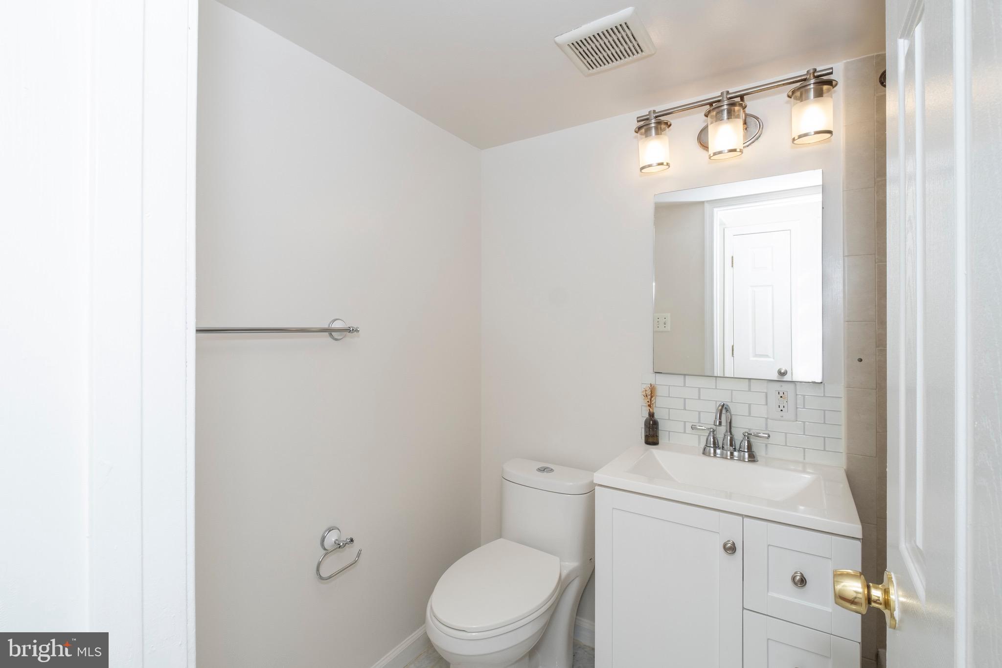 MARKHAM VIEW - Residential