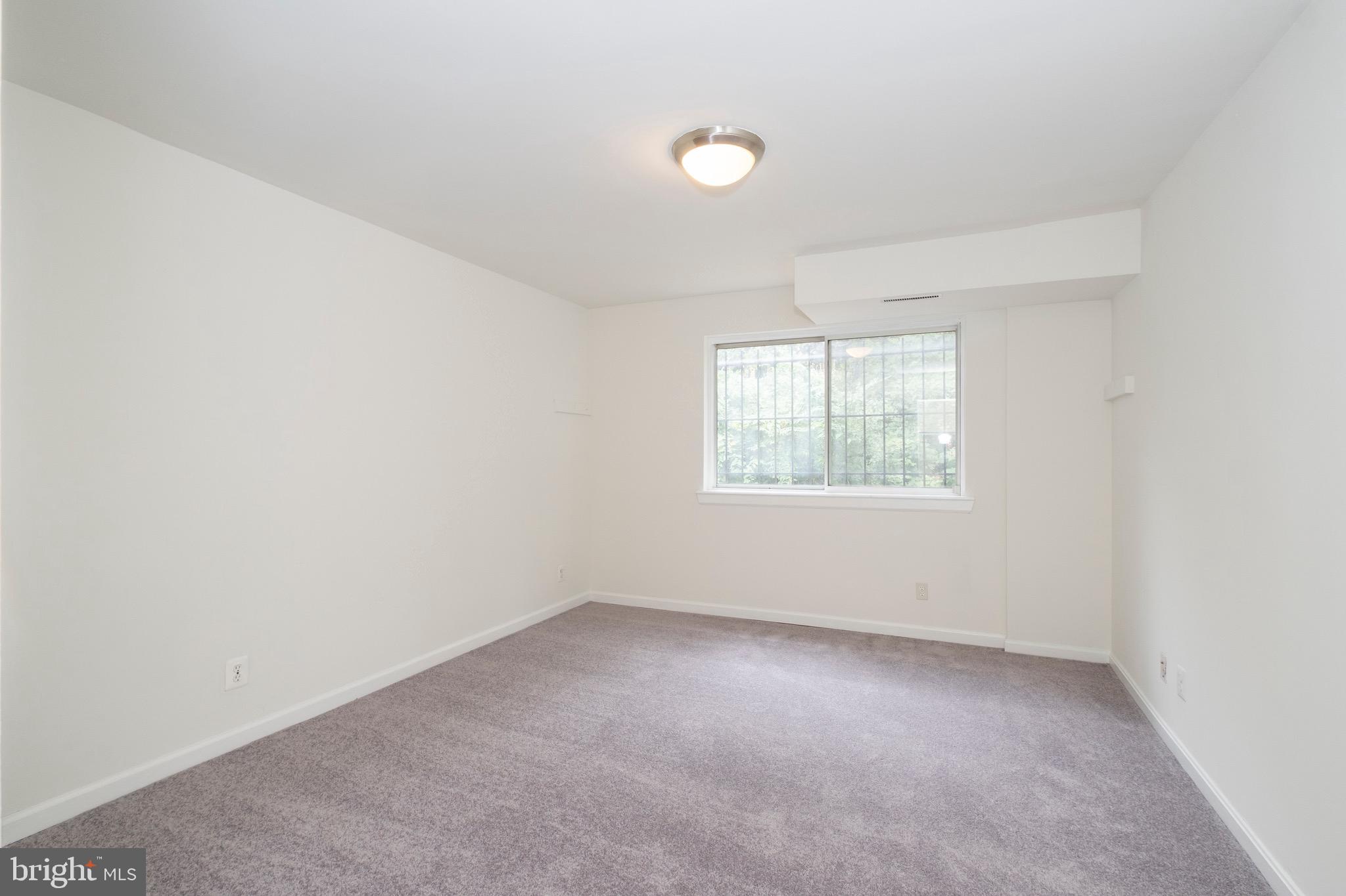 MARKHAM VIEW - Residential