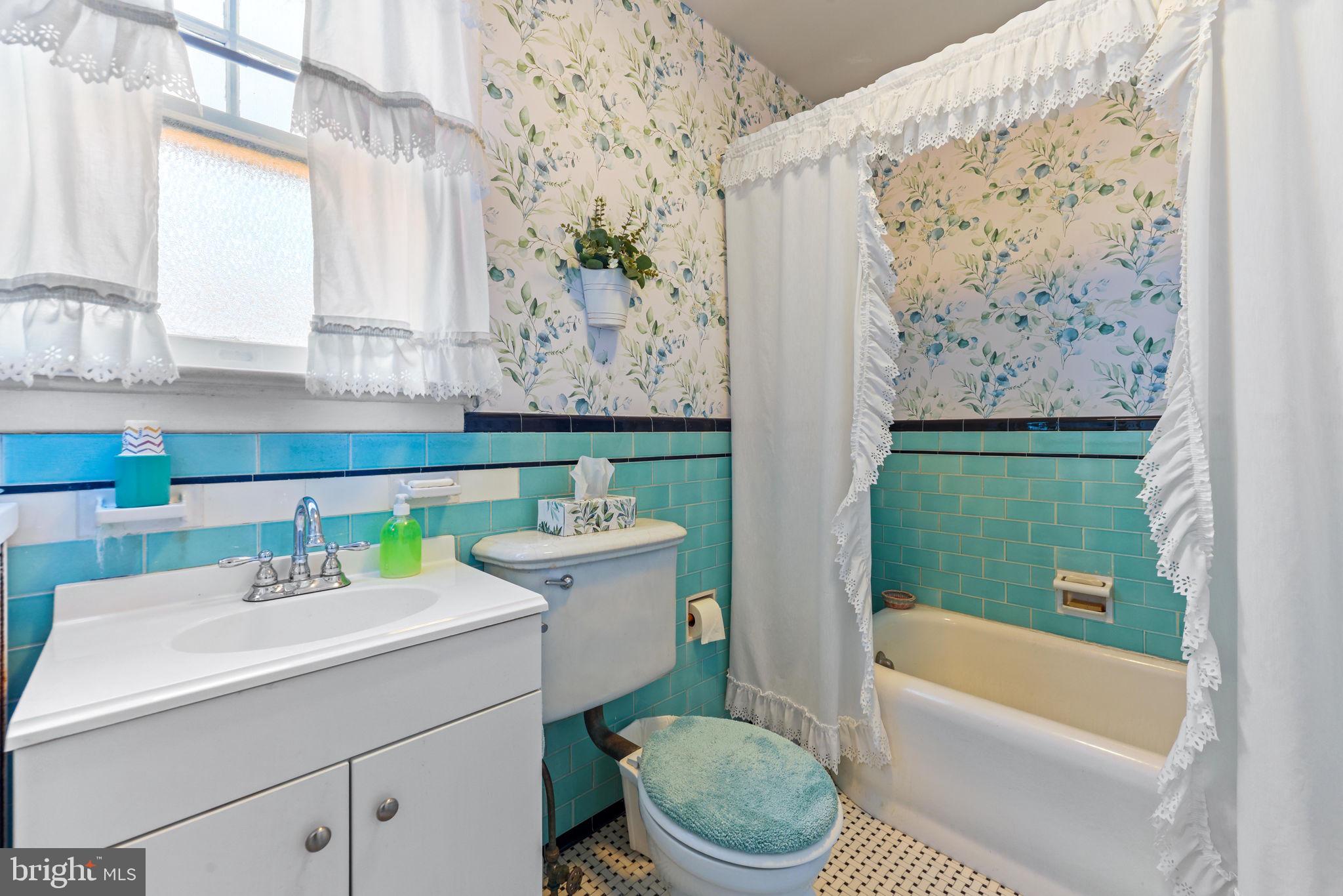 MAYFIELD - Residential