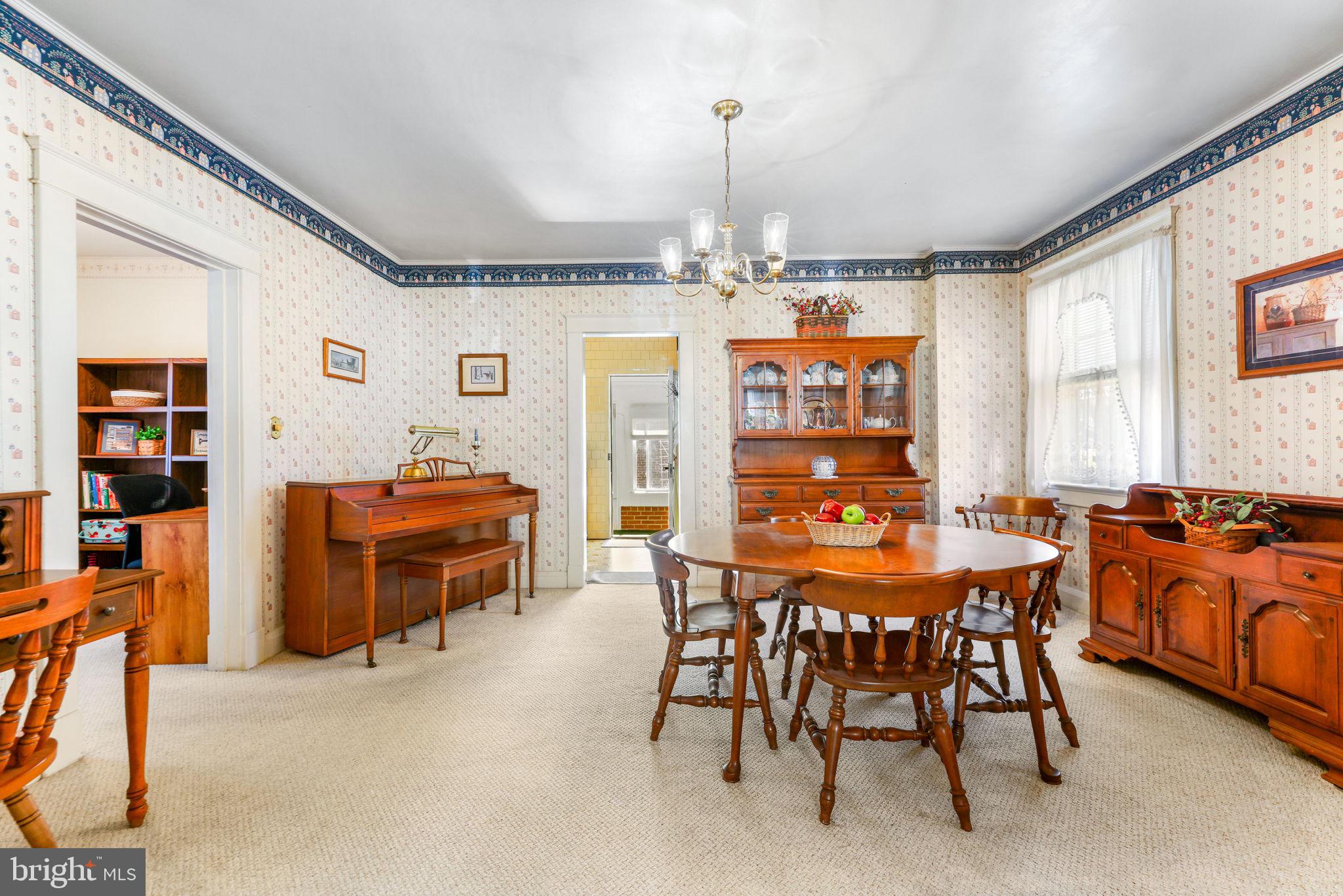 MAYFIELD - Residential