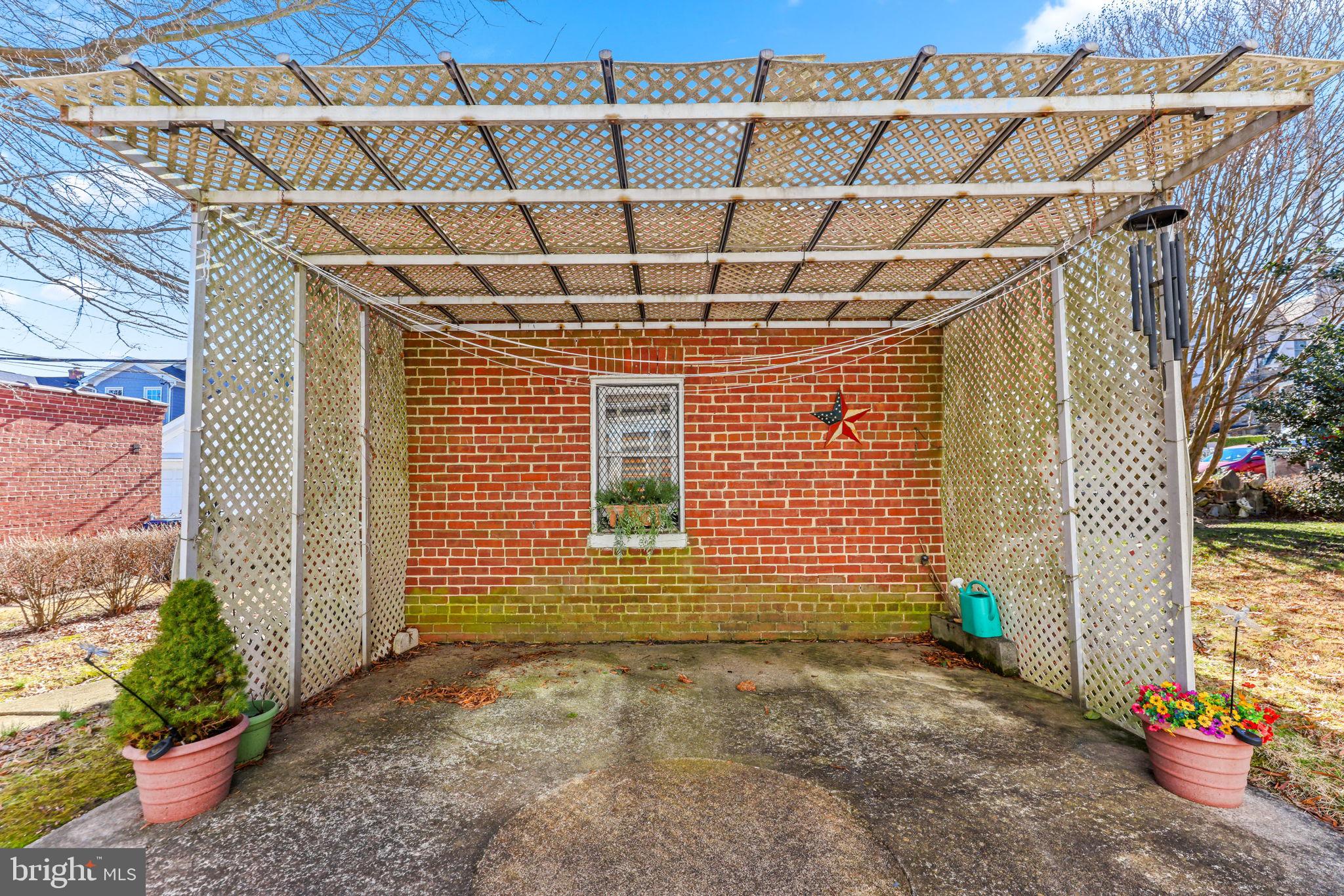 MAYFIELD - Residential