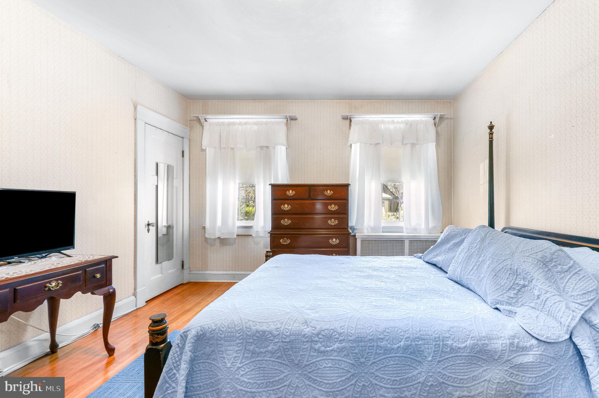 MAYFIELD - Residential