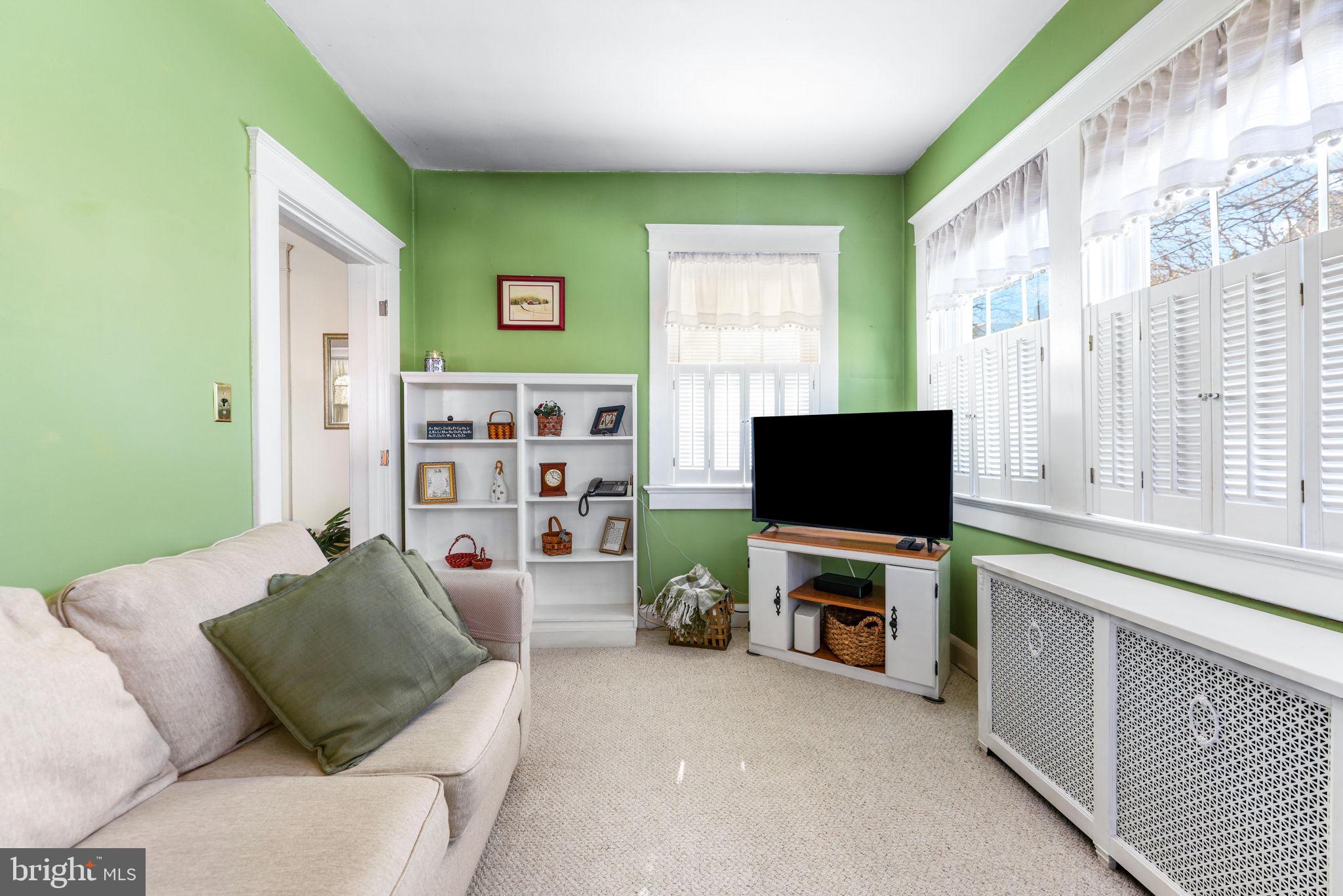 MAYFIELD - Residential