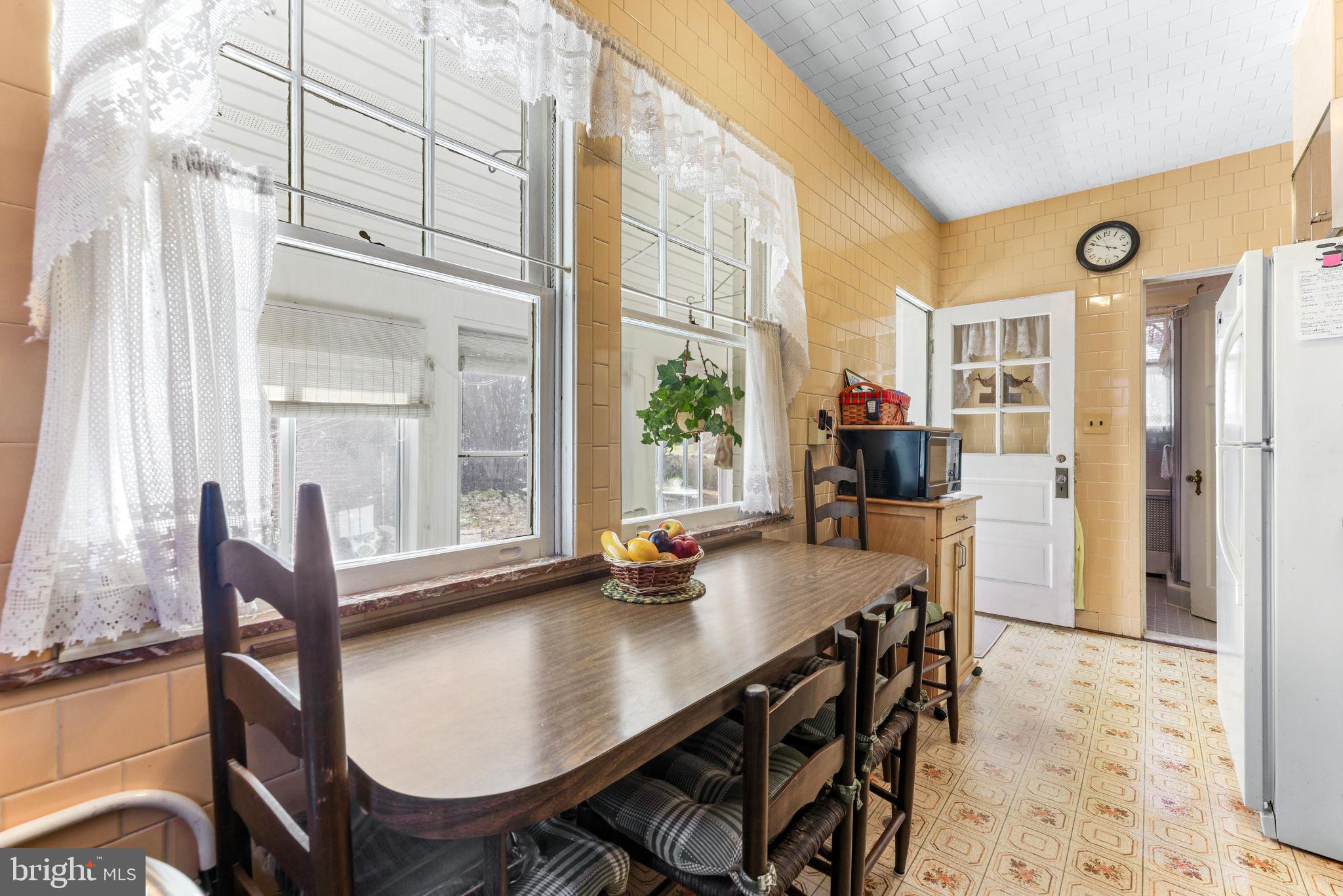 MAYFIELD - Residential