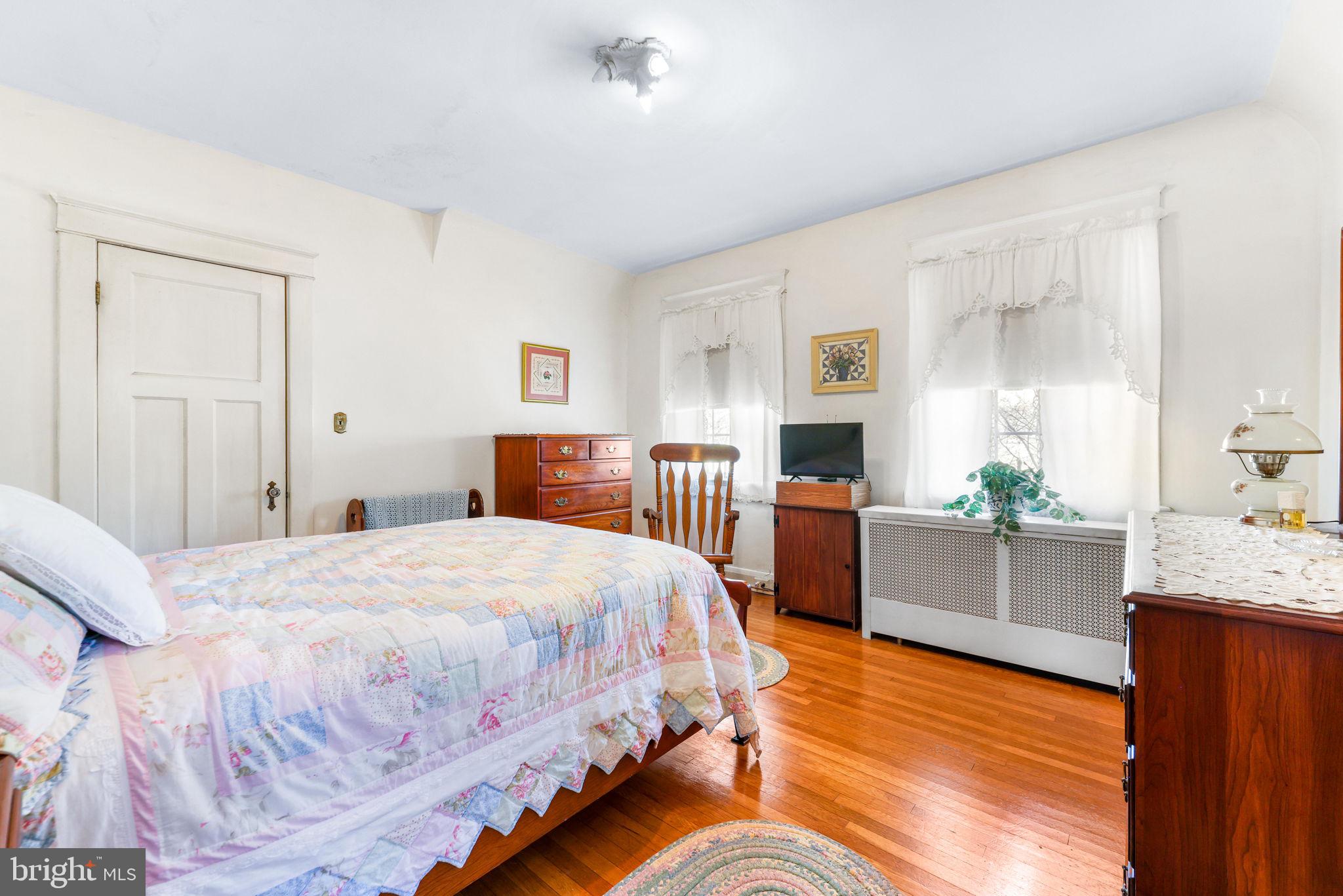 MAYFIELD - Residential