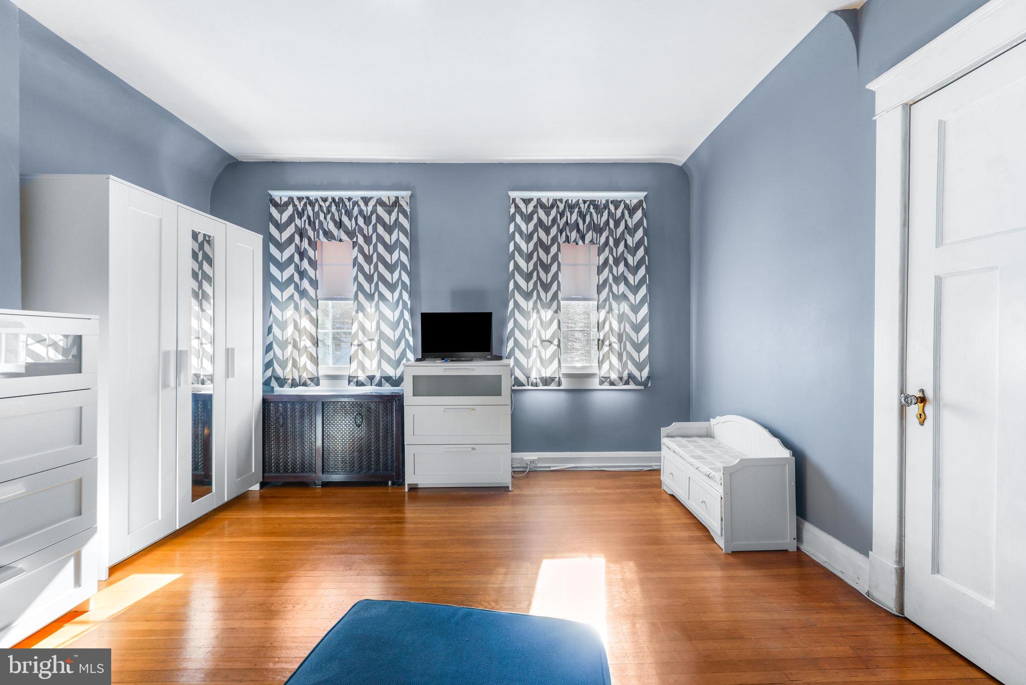 MAYFIELD - Residential