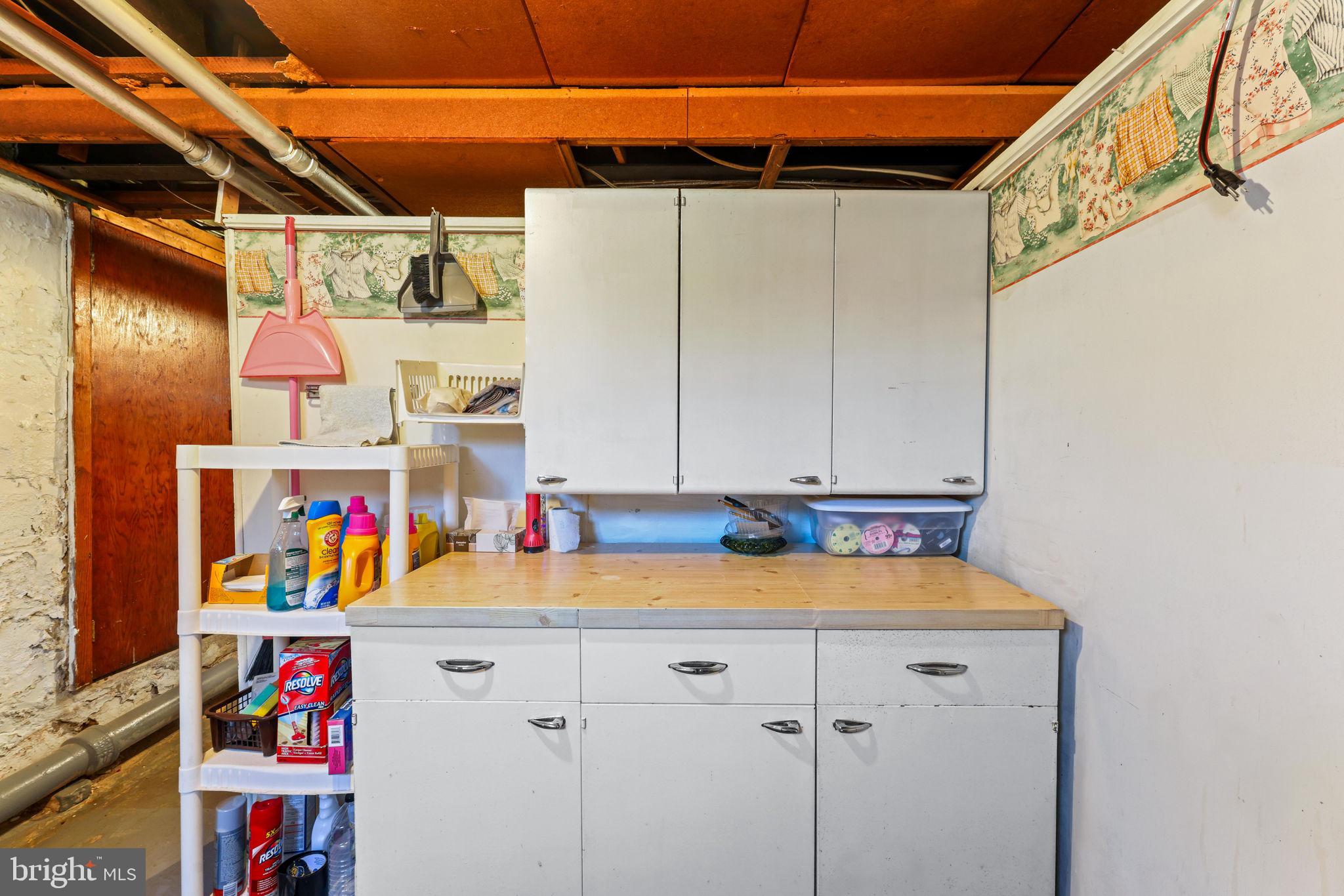 MAYFIELD - Residential