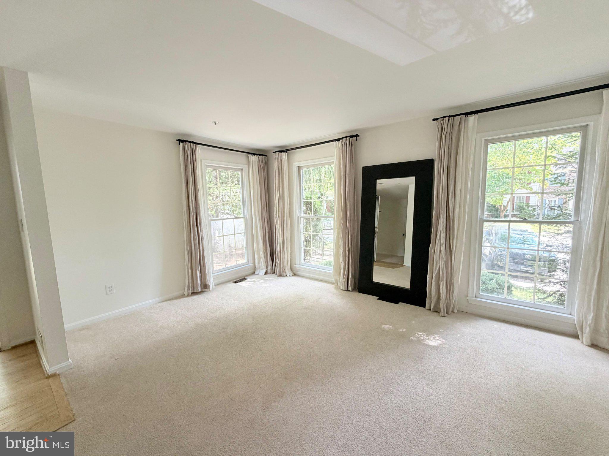 8527 FOUNTAIN VALLEY DRIVE