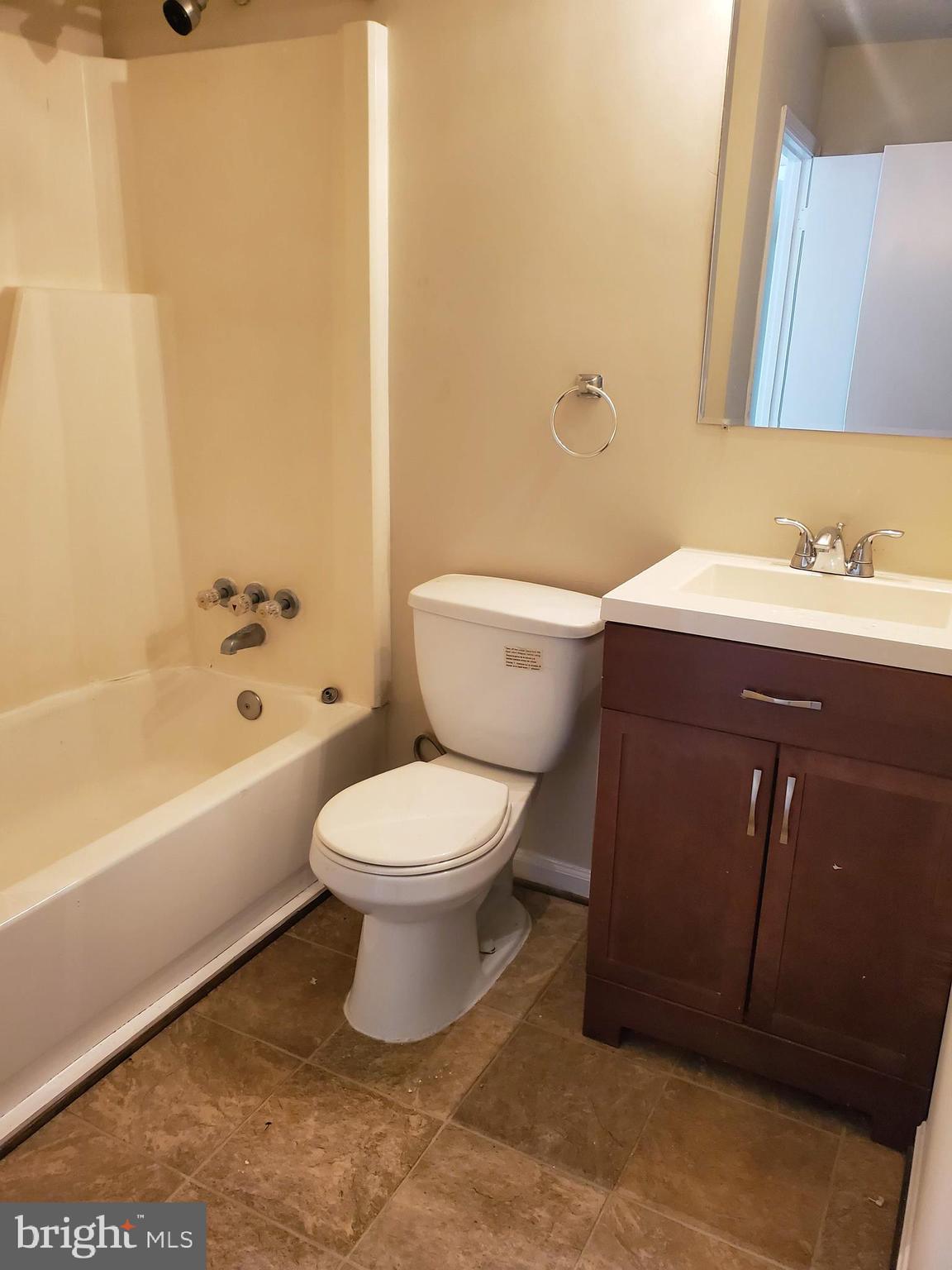 THE MEADOWS - LA PLATA - Residential Lease