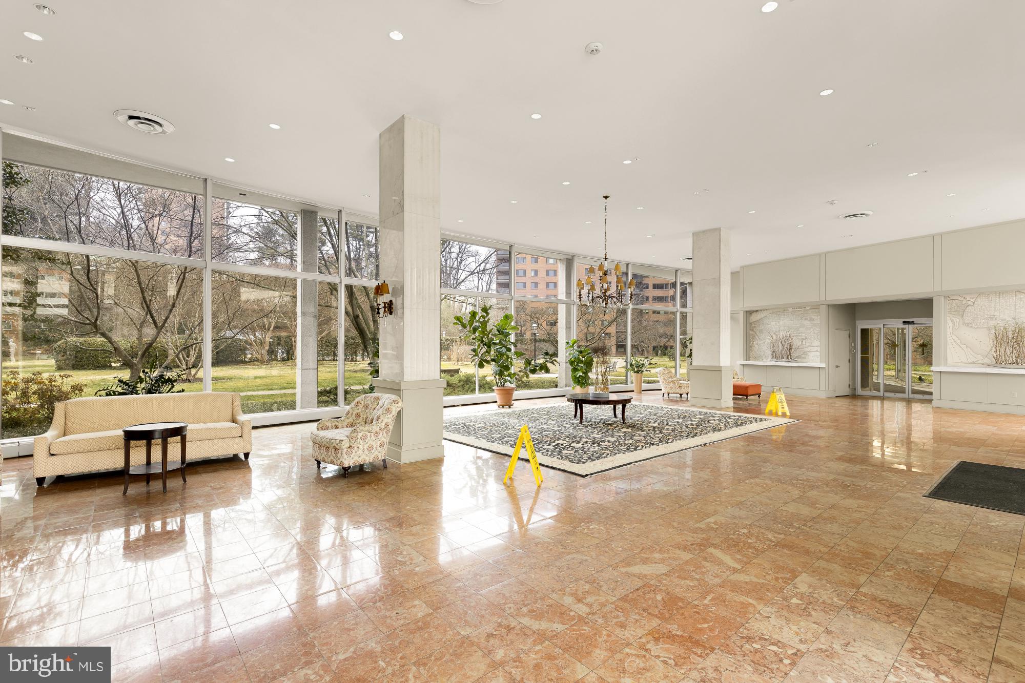 4201 CATHEDRAL AVENUE NW 1009E