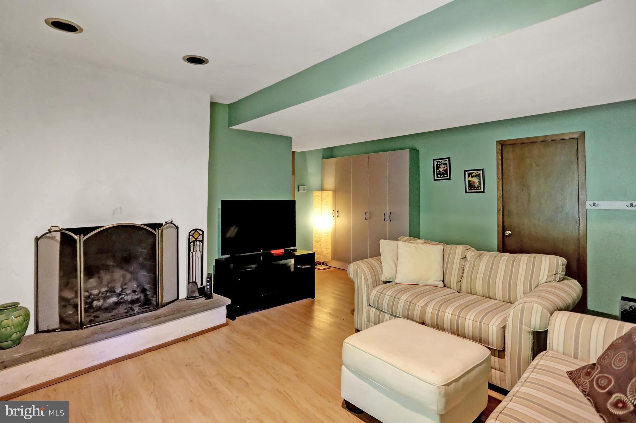 GLEN FARMS - Residential