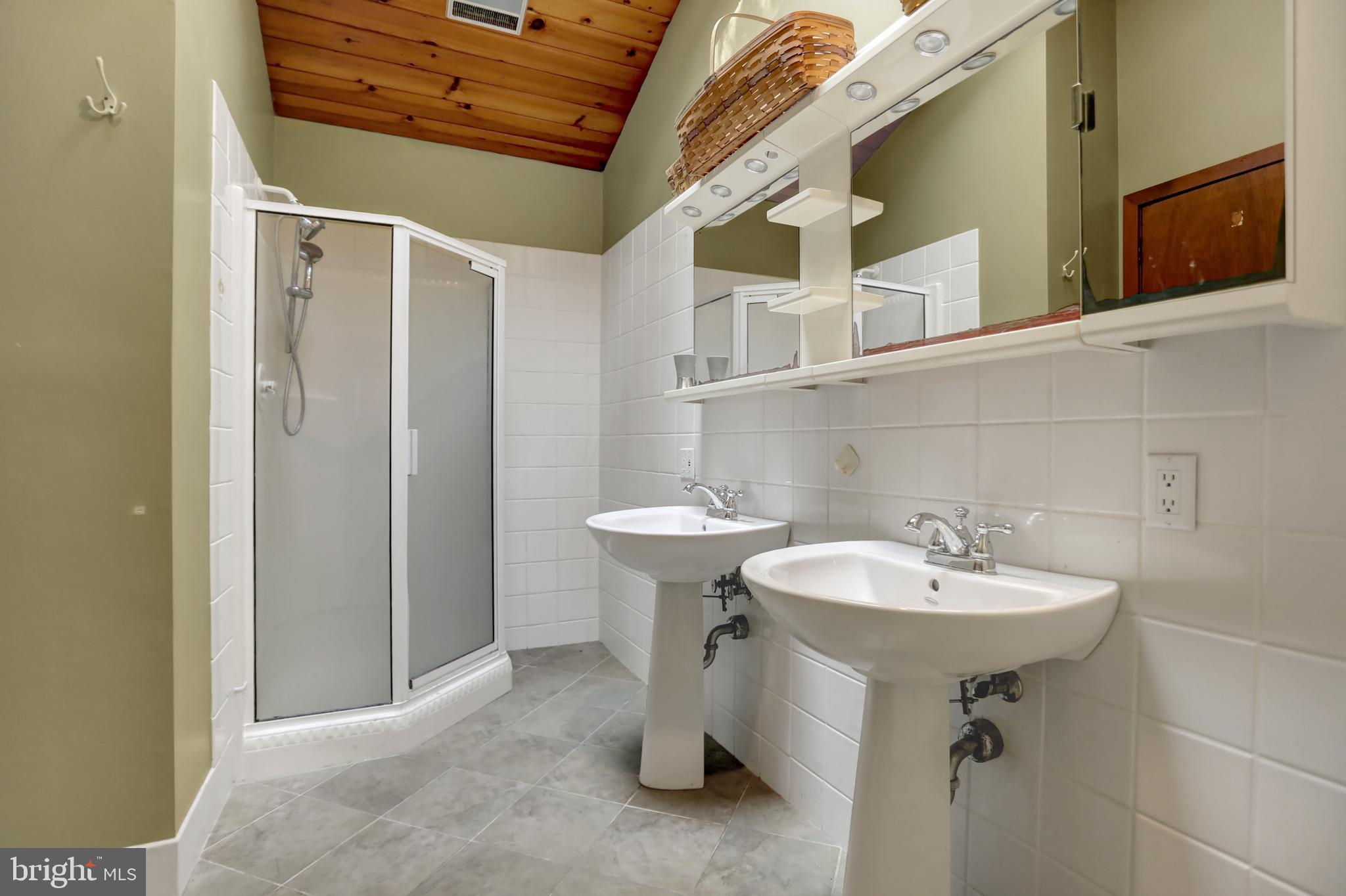 GLEN FARMS - Residential