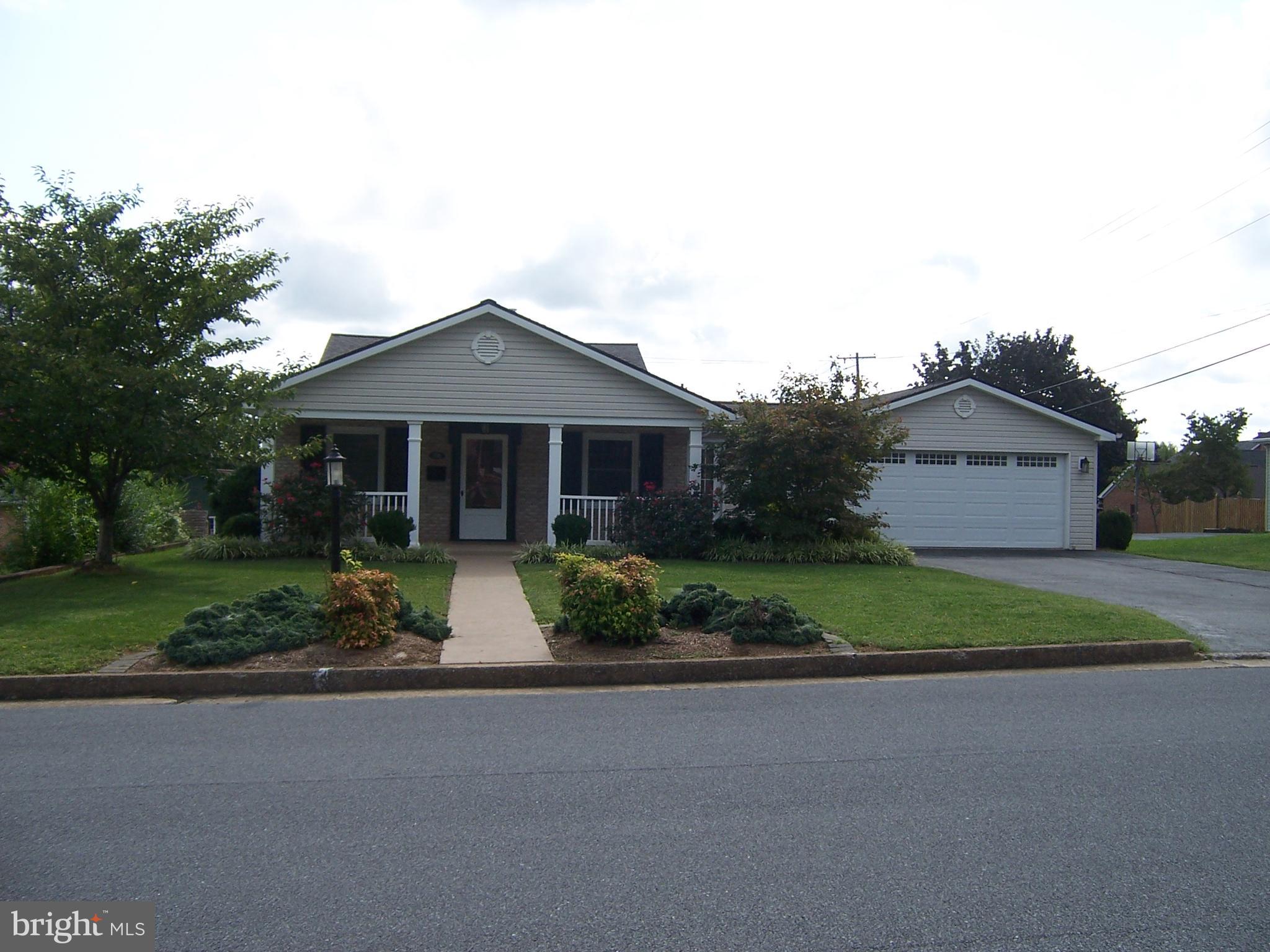 ROSEMONT - Residential