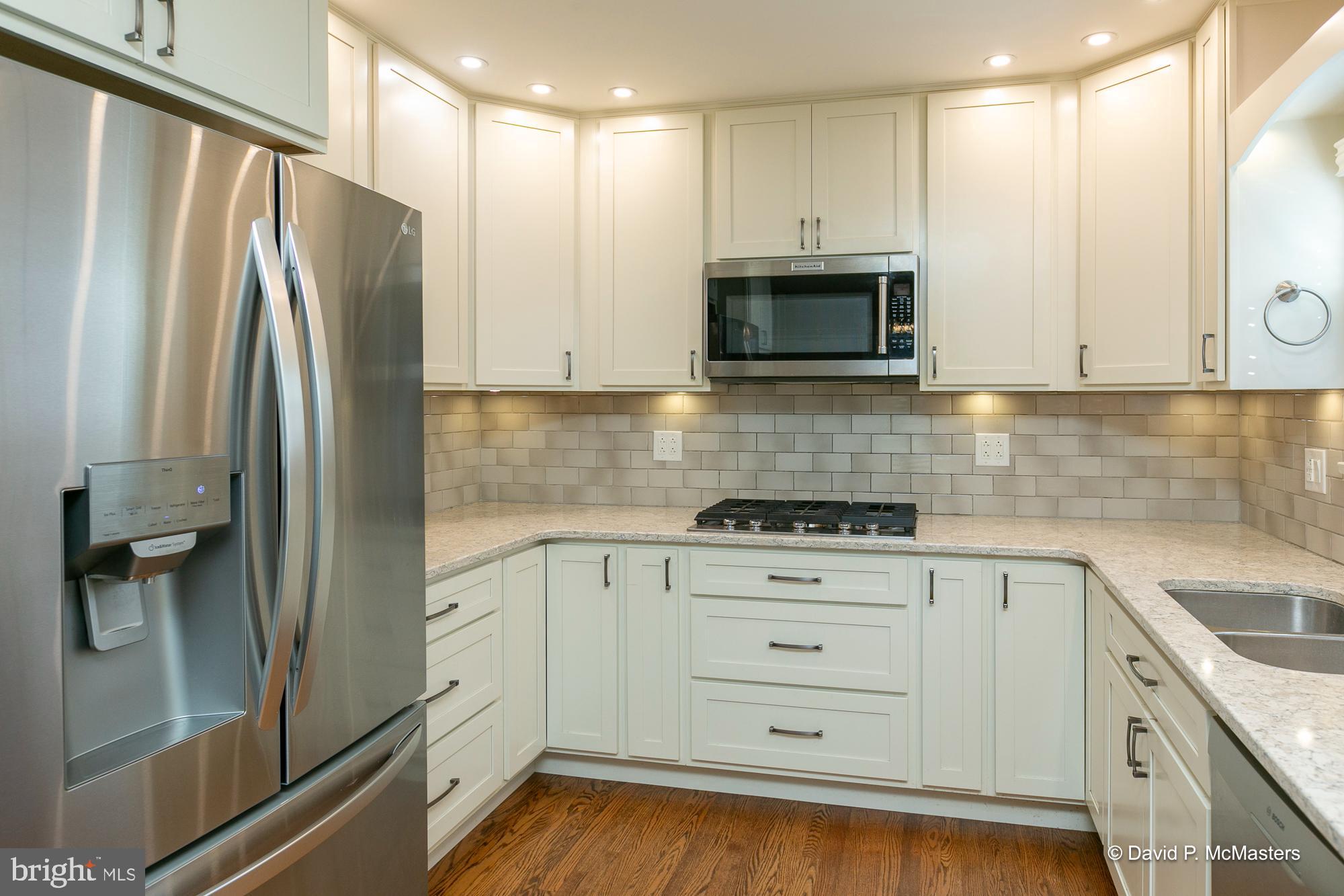 ROSEMONT - Residential