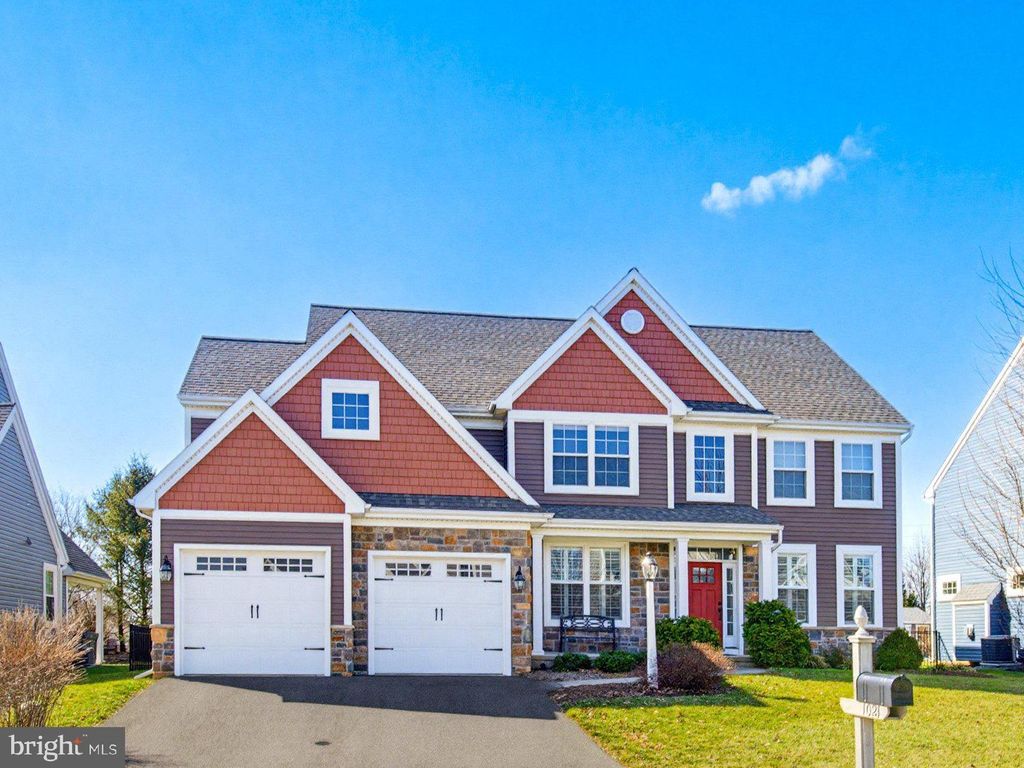 Photo of 1021 Suffolk Drive, LITITZ, PA 17543 (MLS # PALA2084092)