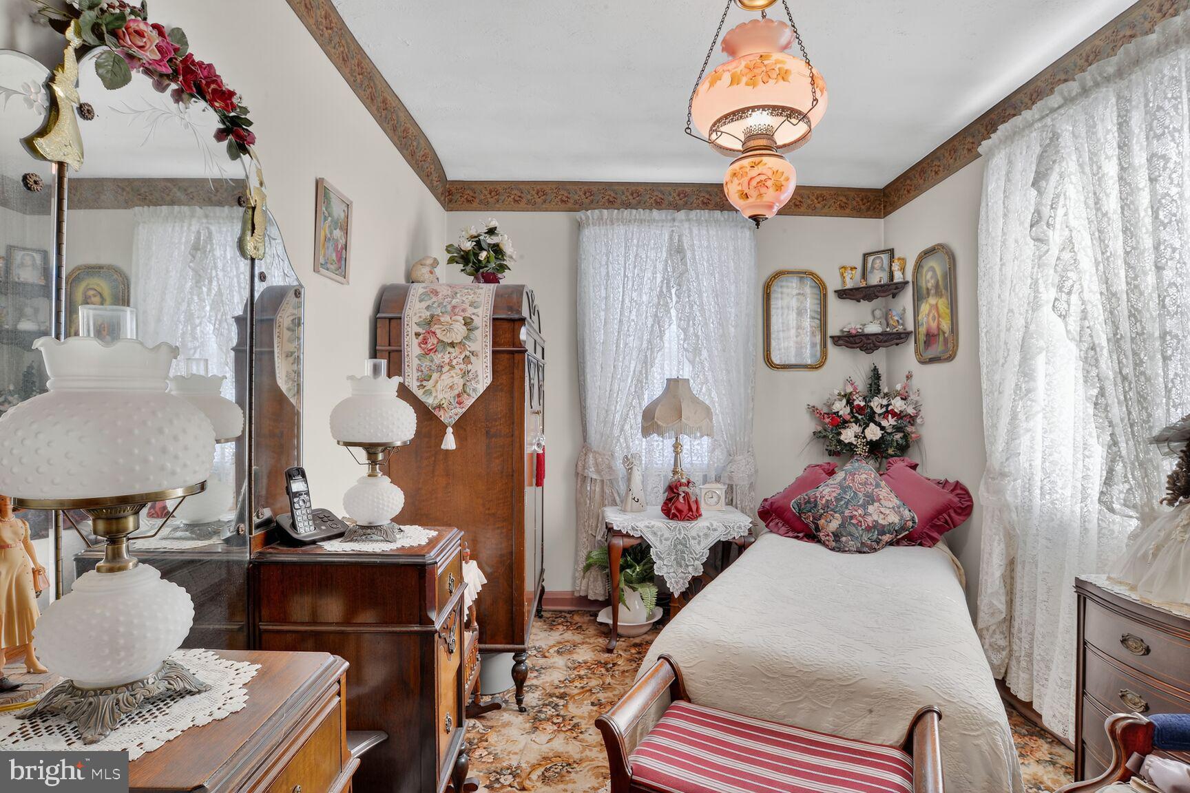 BEVERLY HILLS - Residential