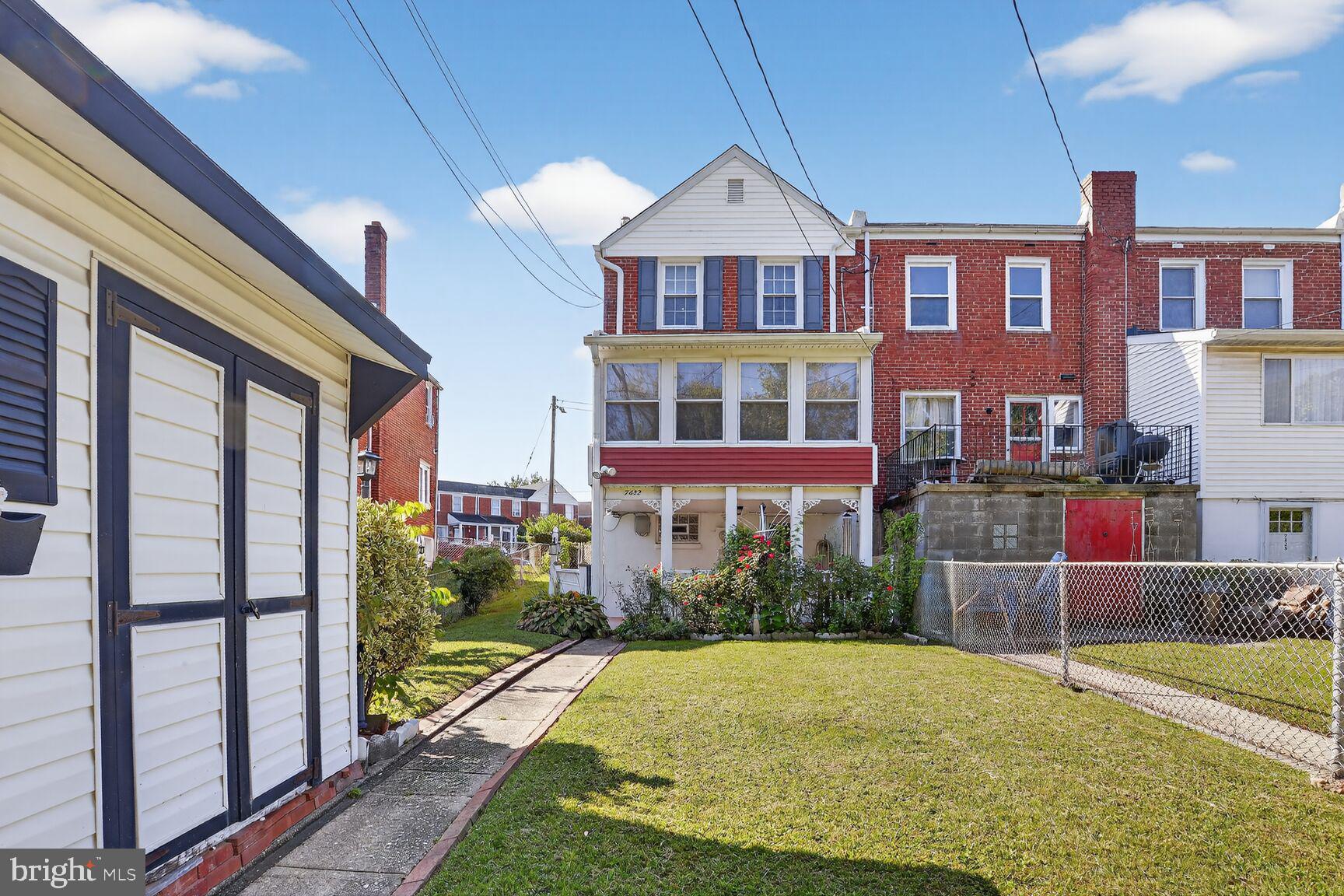 BEVERLY HILLS - Residential